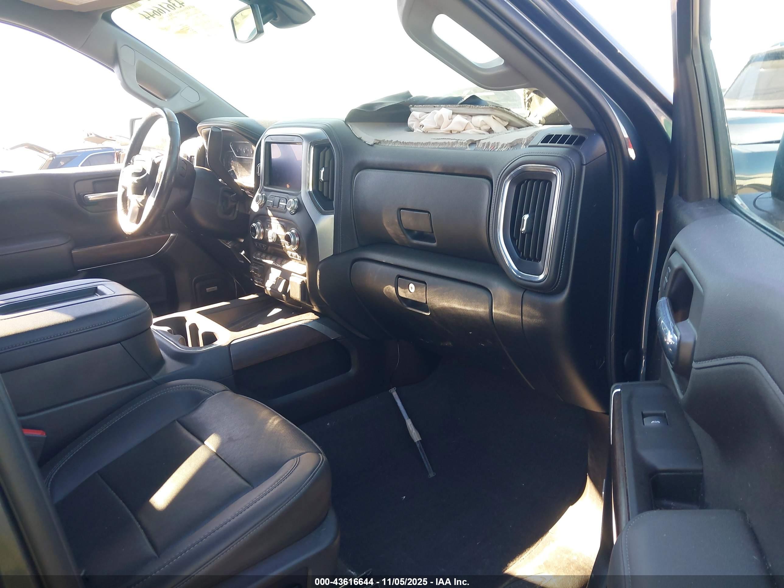 GMC SIERRA image 5