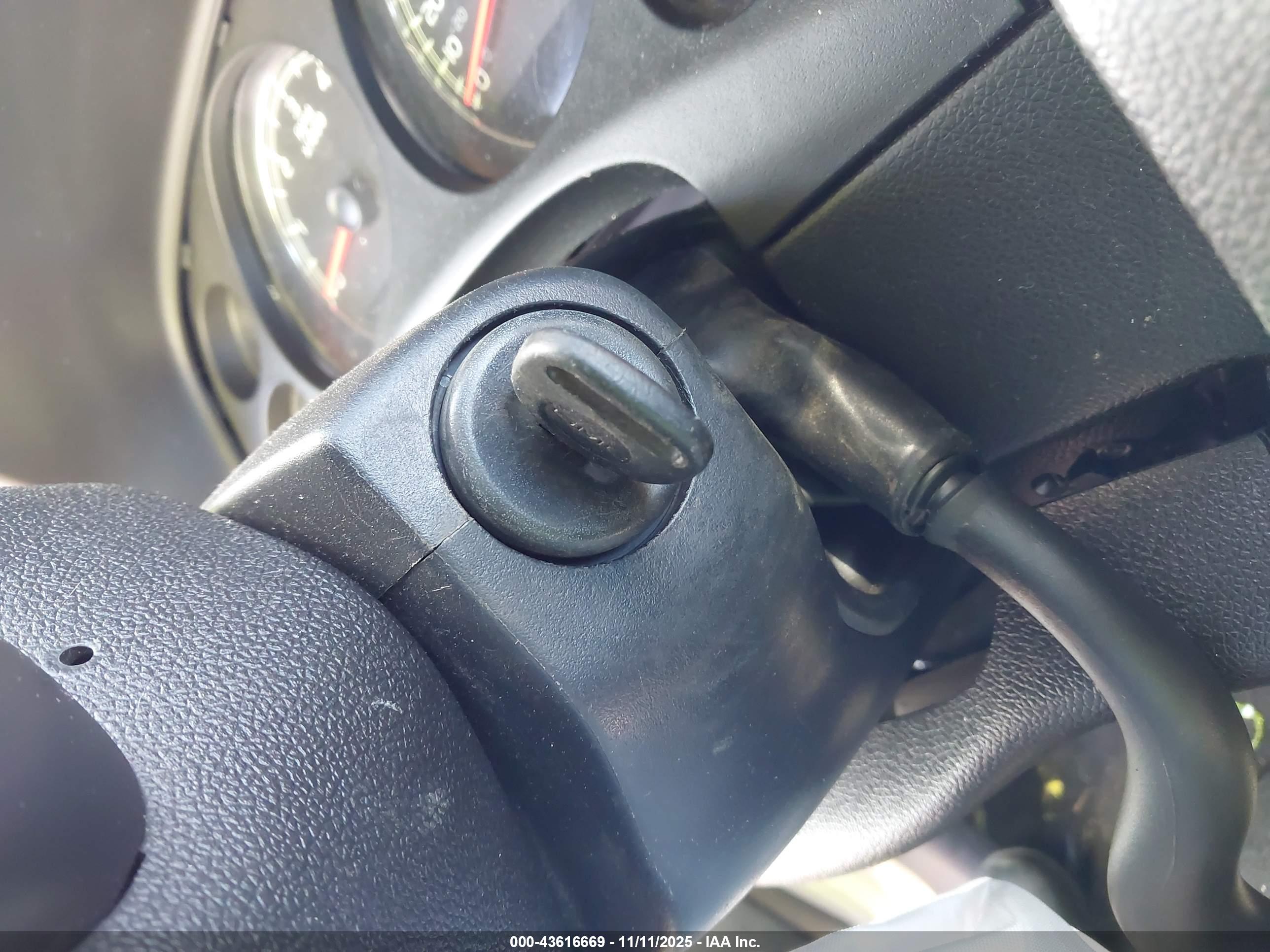 GMC SIERRA image 11