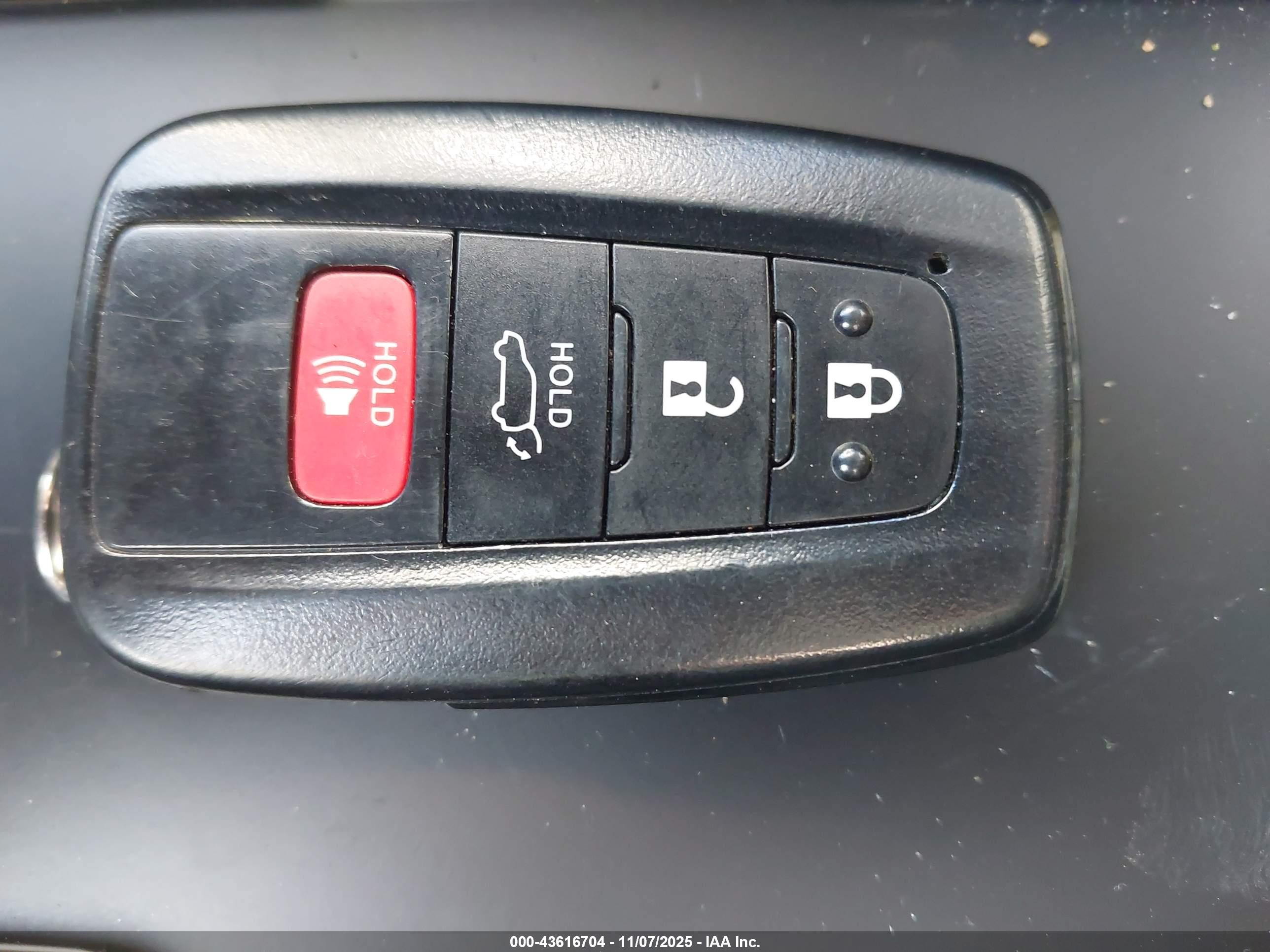 TOYOTA HIGHLANDER image 11
