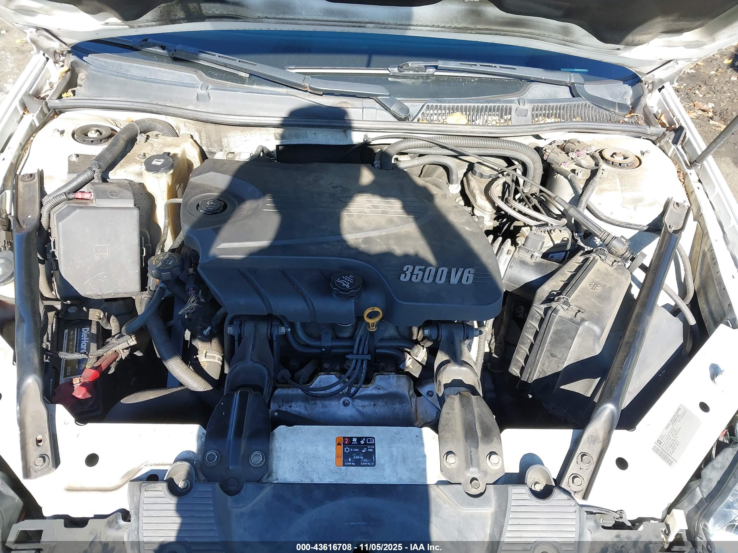 CHEVROLET IMPALA image 10