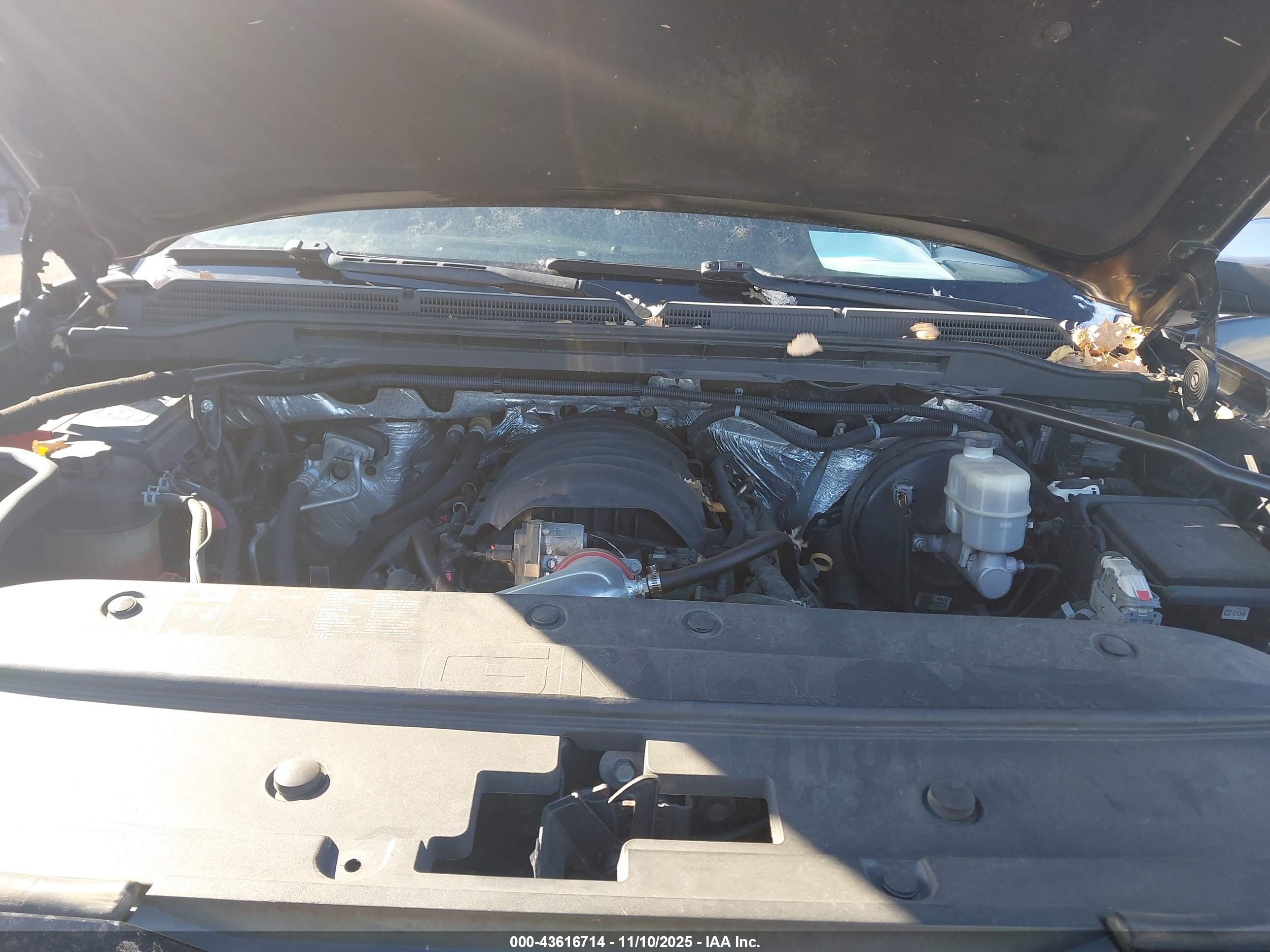 GMC SIERRA image 10