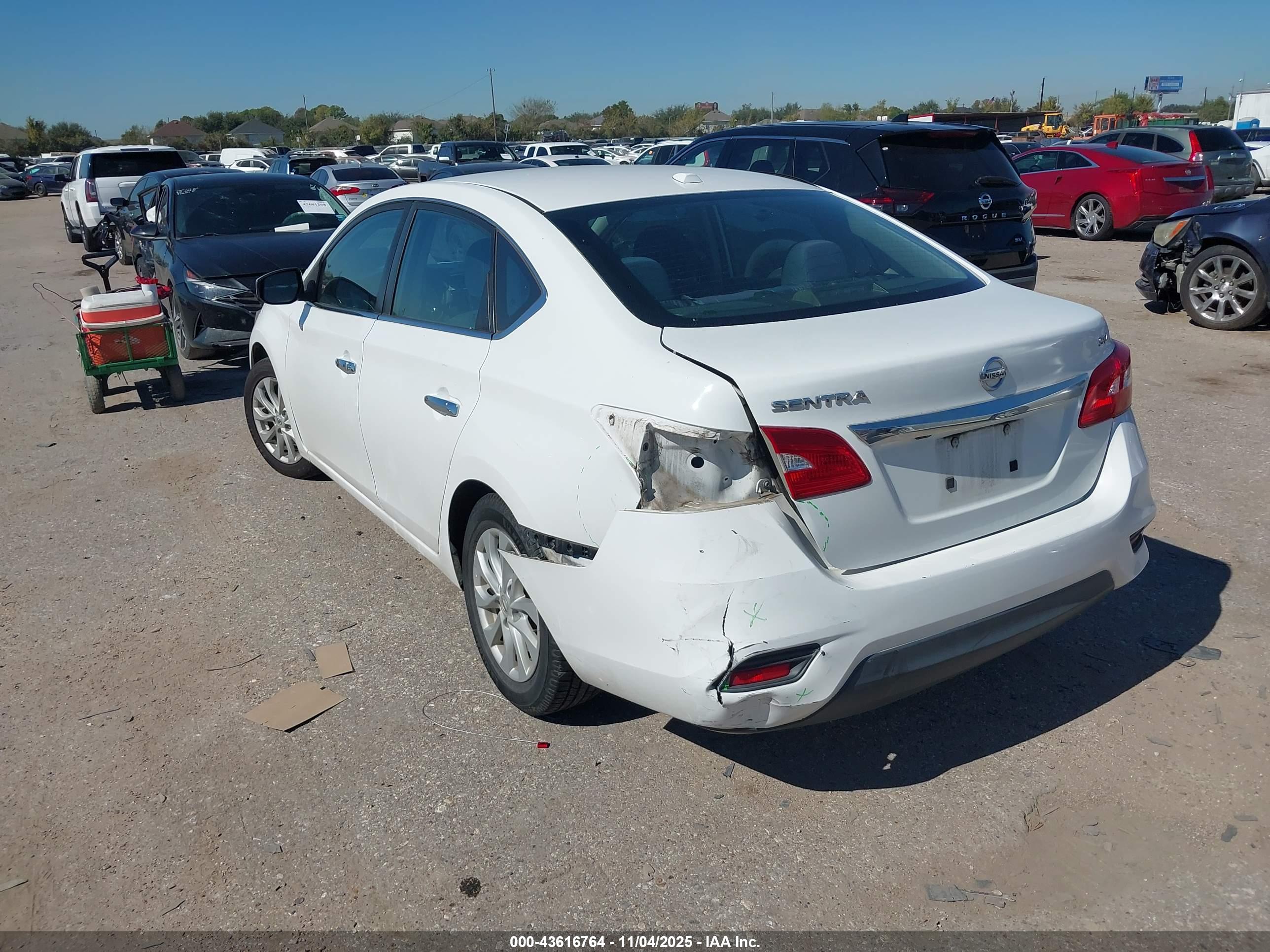 NISSAN SENTRA image 3