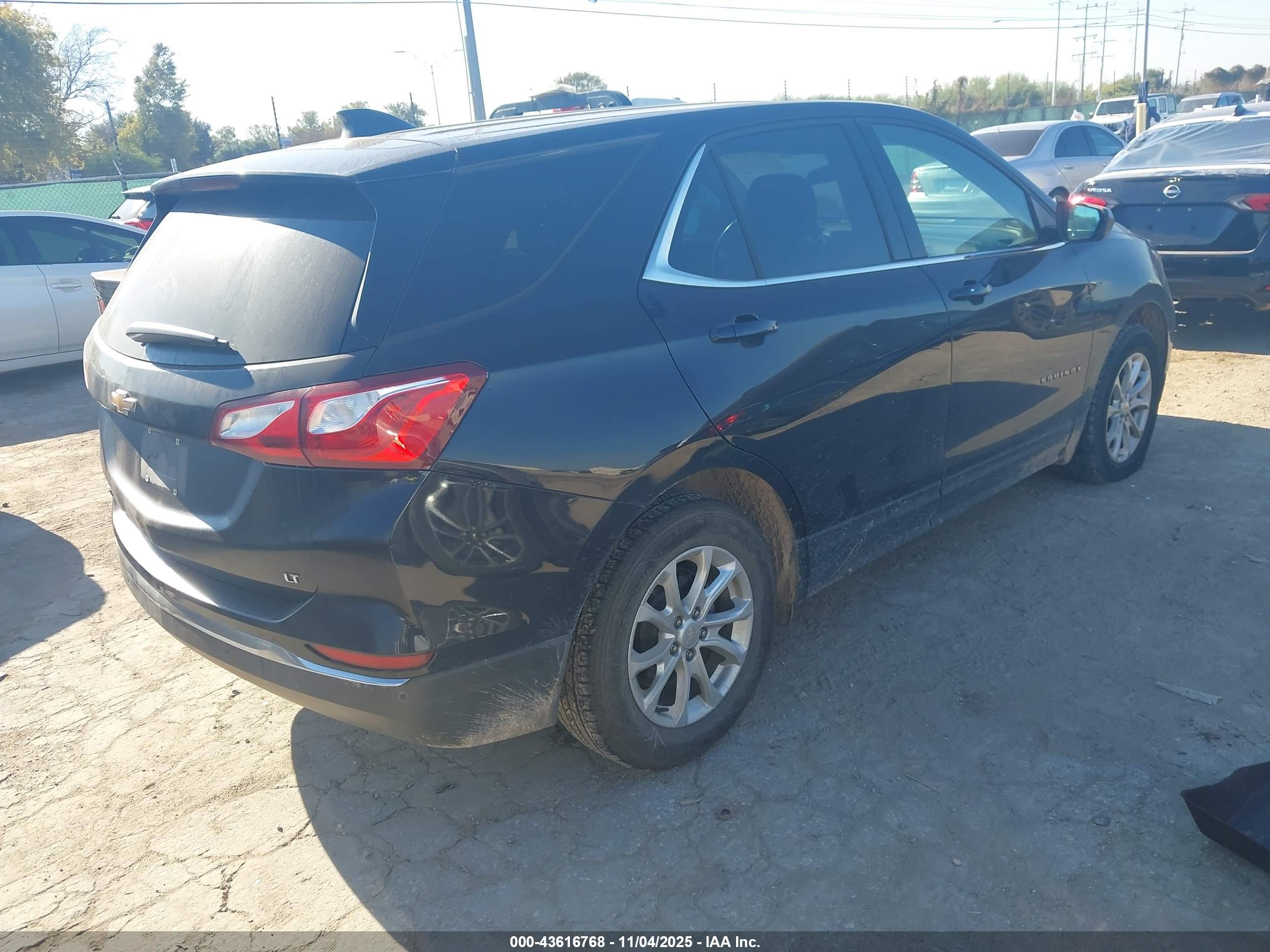 CHEVROLET EQUINOX image 4