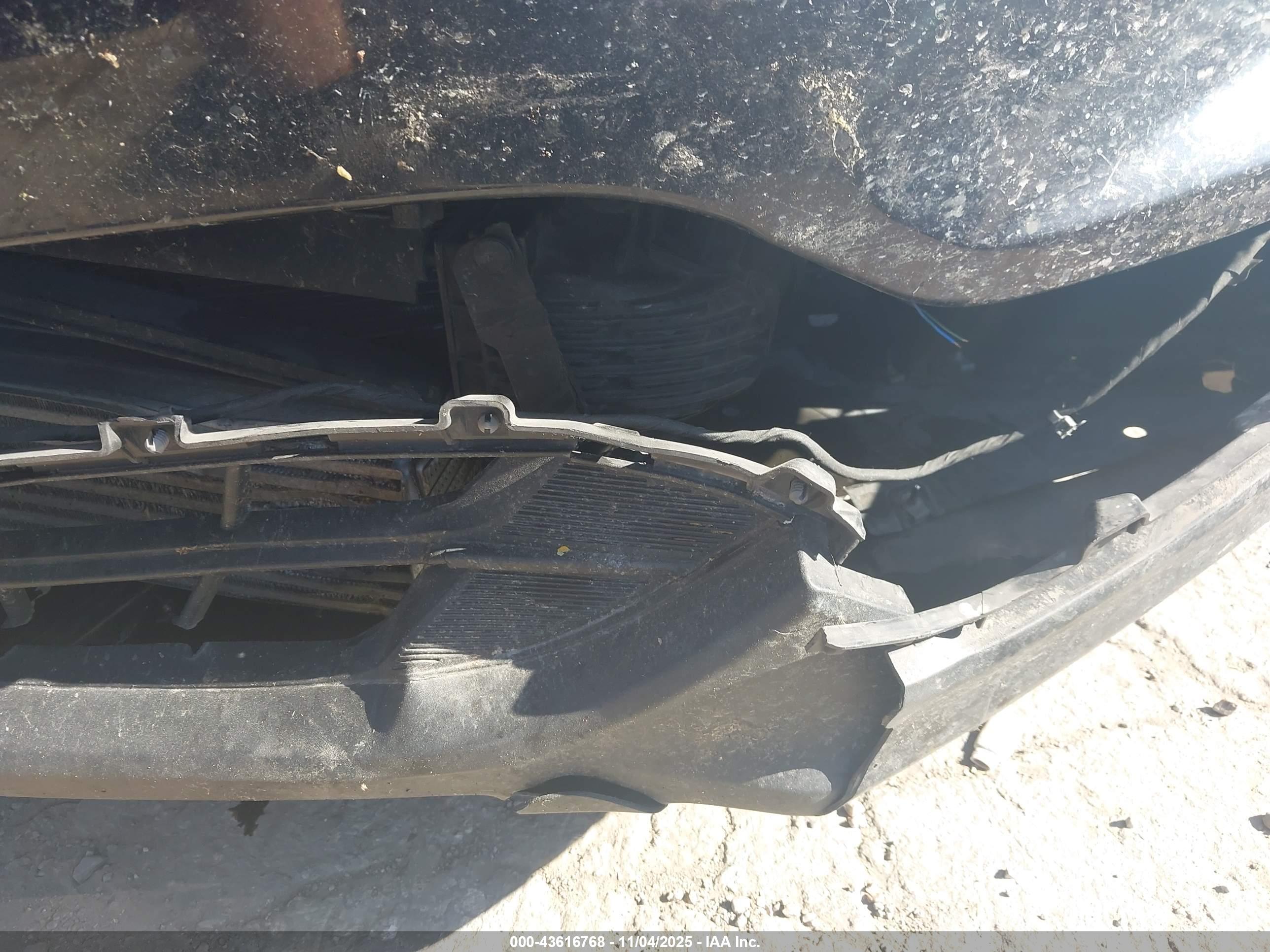 CHEVROLET EQUINOX image 6