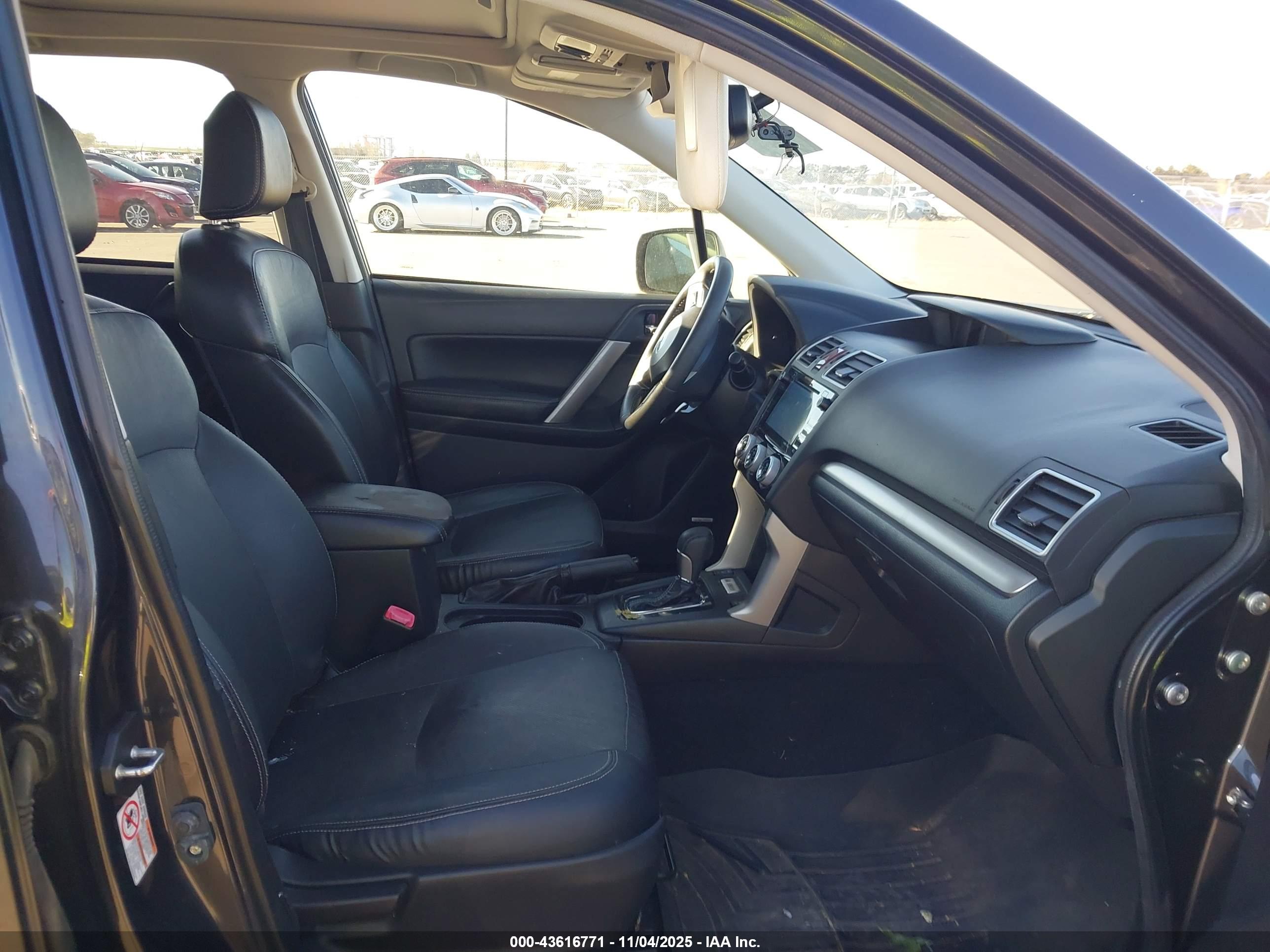 SUBARU FORESTER image 5
