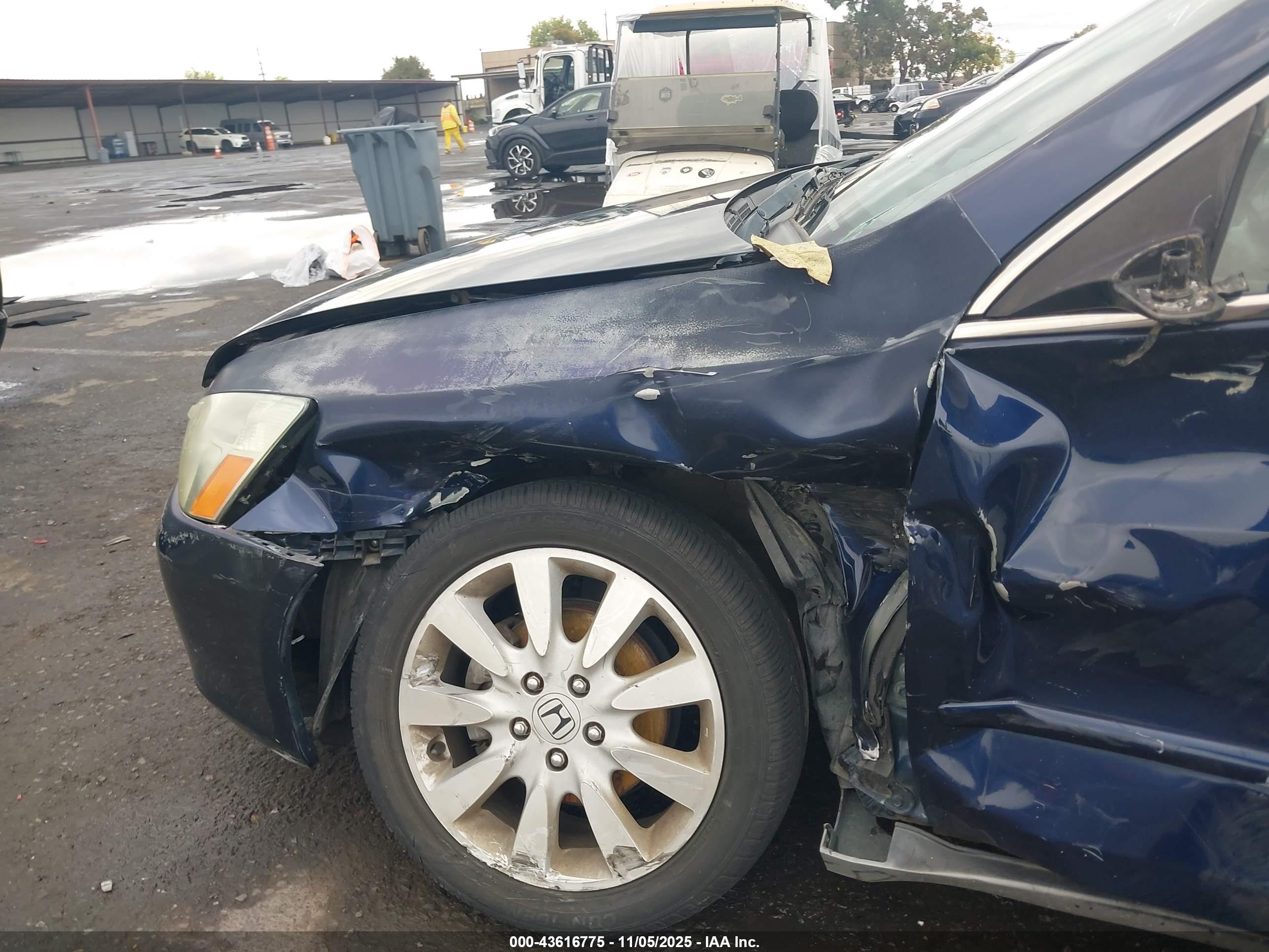 HONDA ACCORD image 6