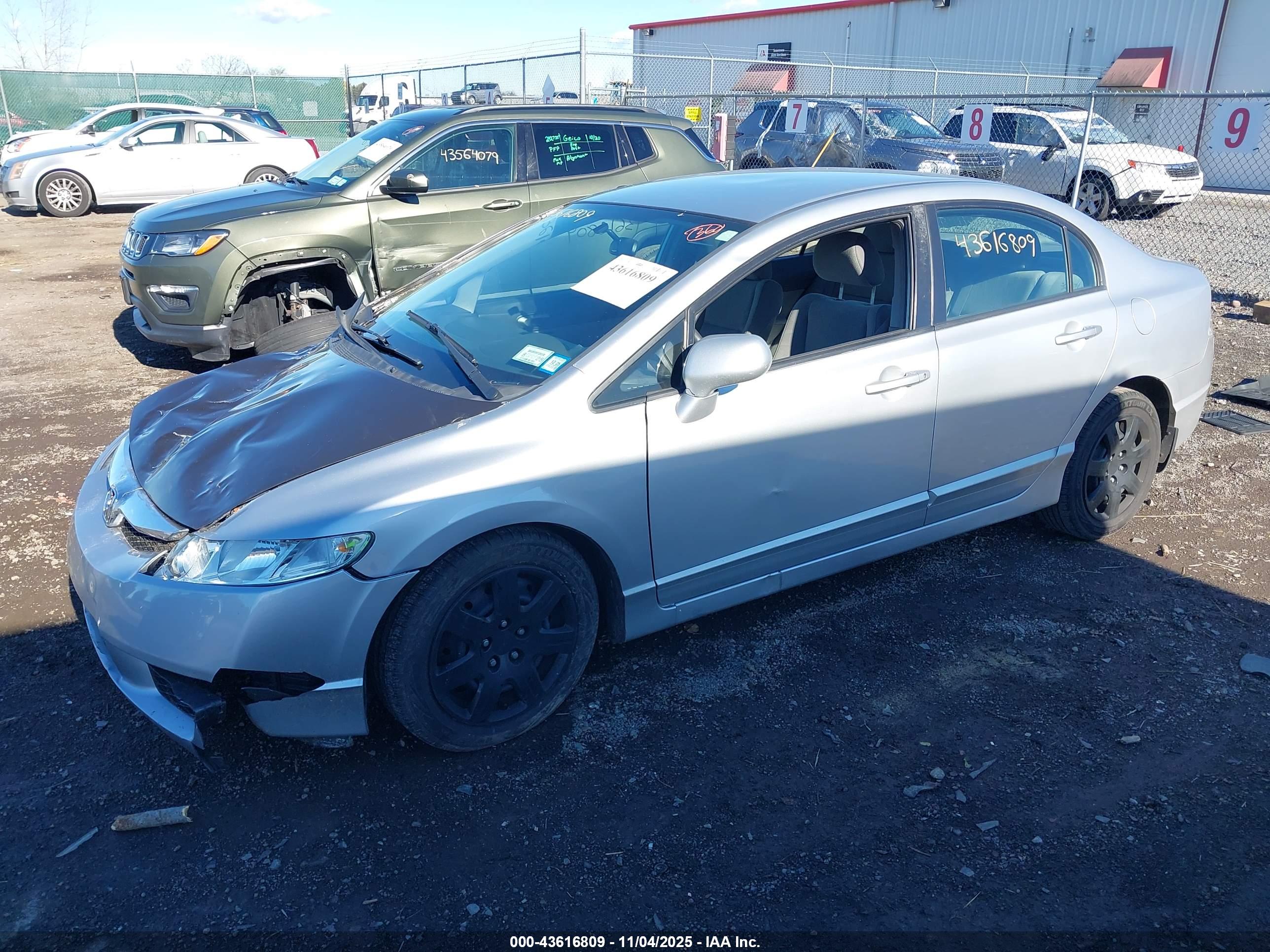 HONDA CIVIC image 2