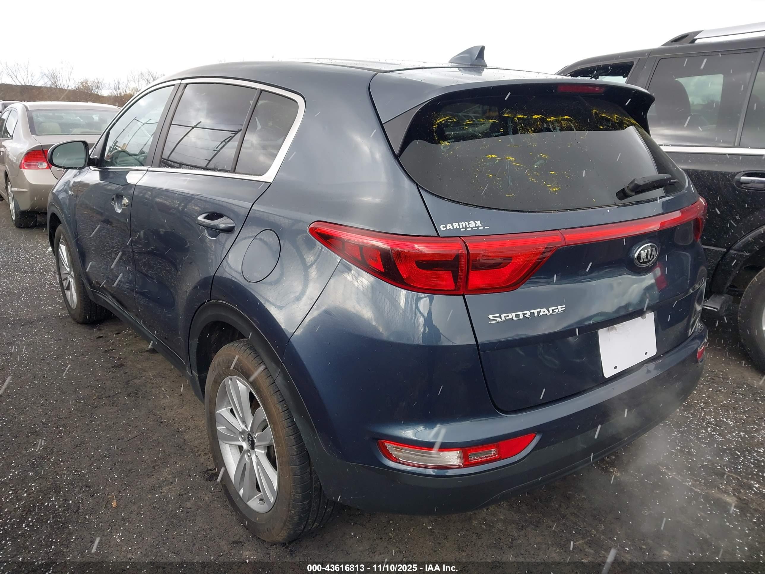 KIA SPORTAGE image 3
