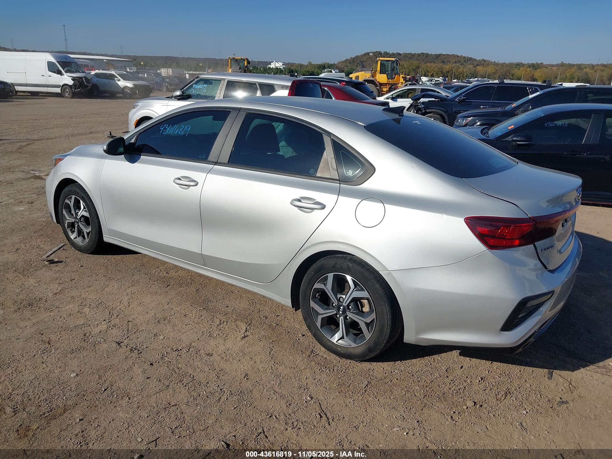 KIA FORTE image 3