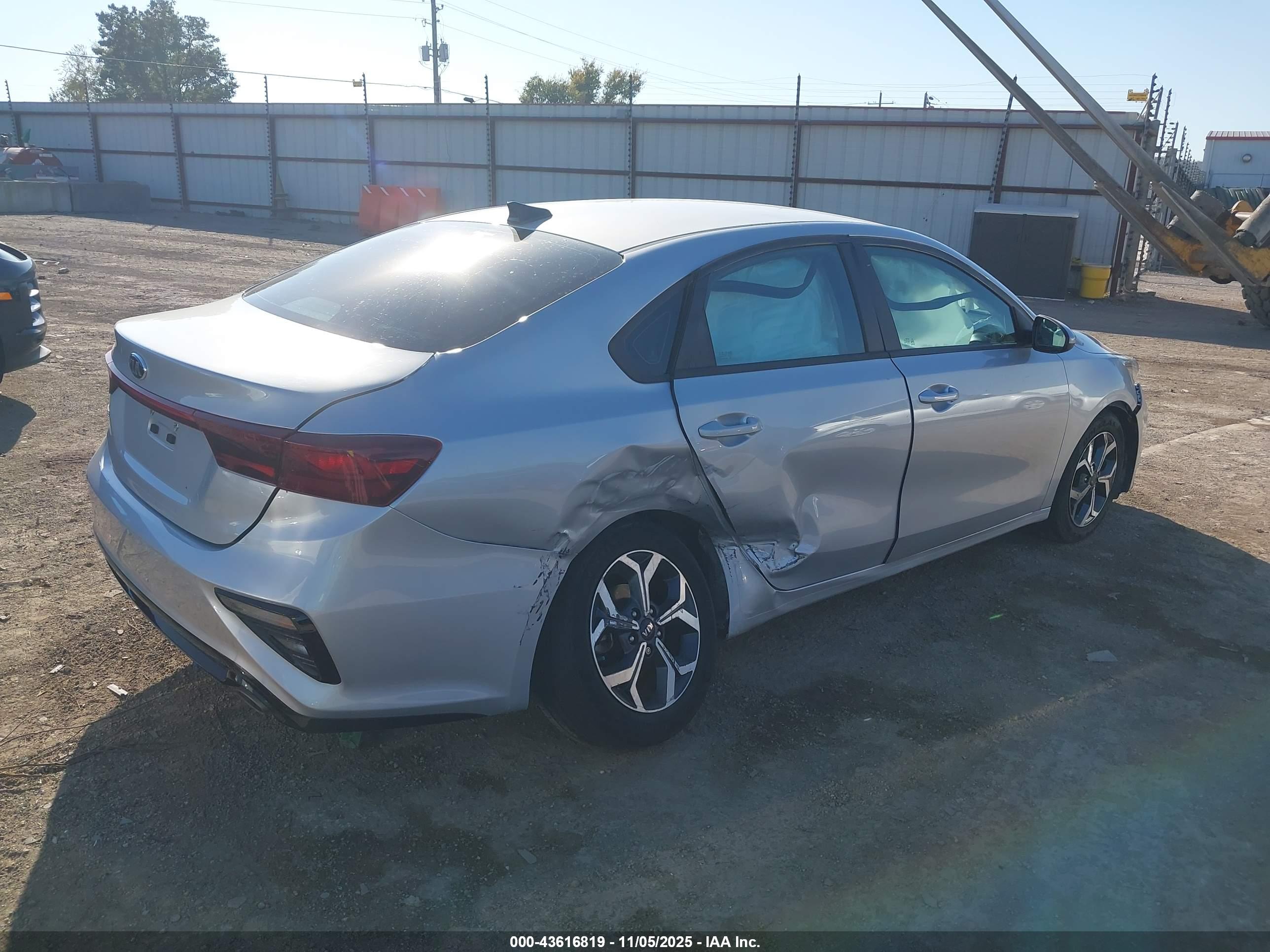 KIA FORTE image 4