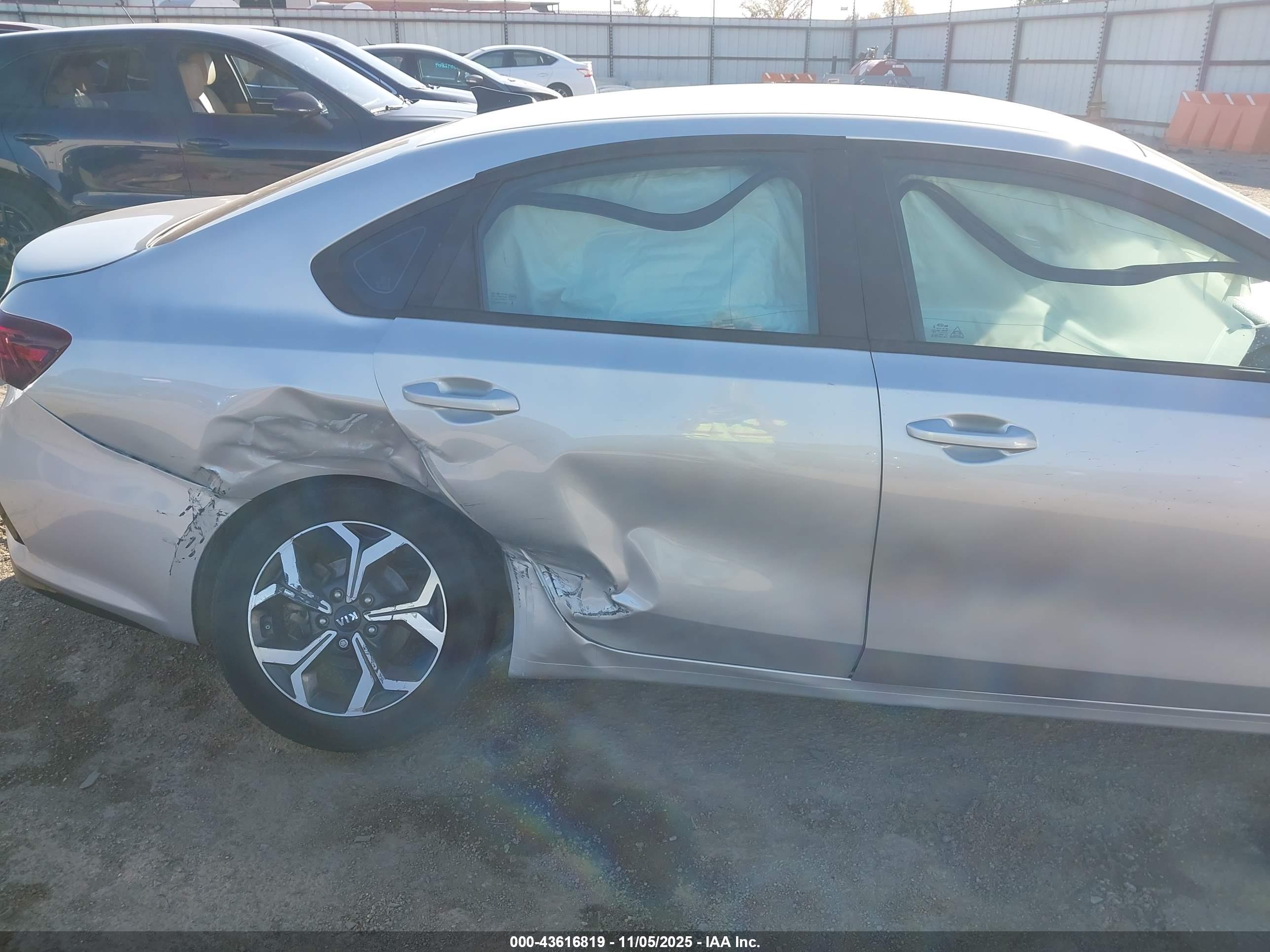 KIA FORTE image 6