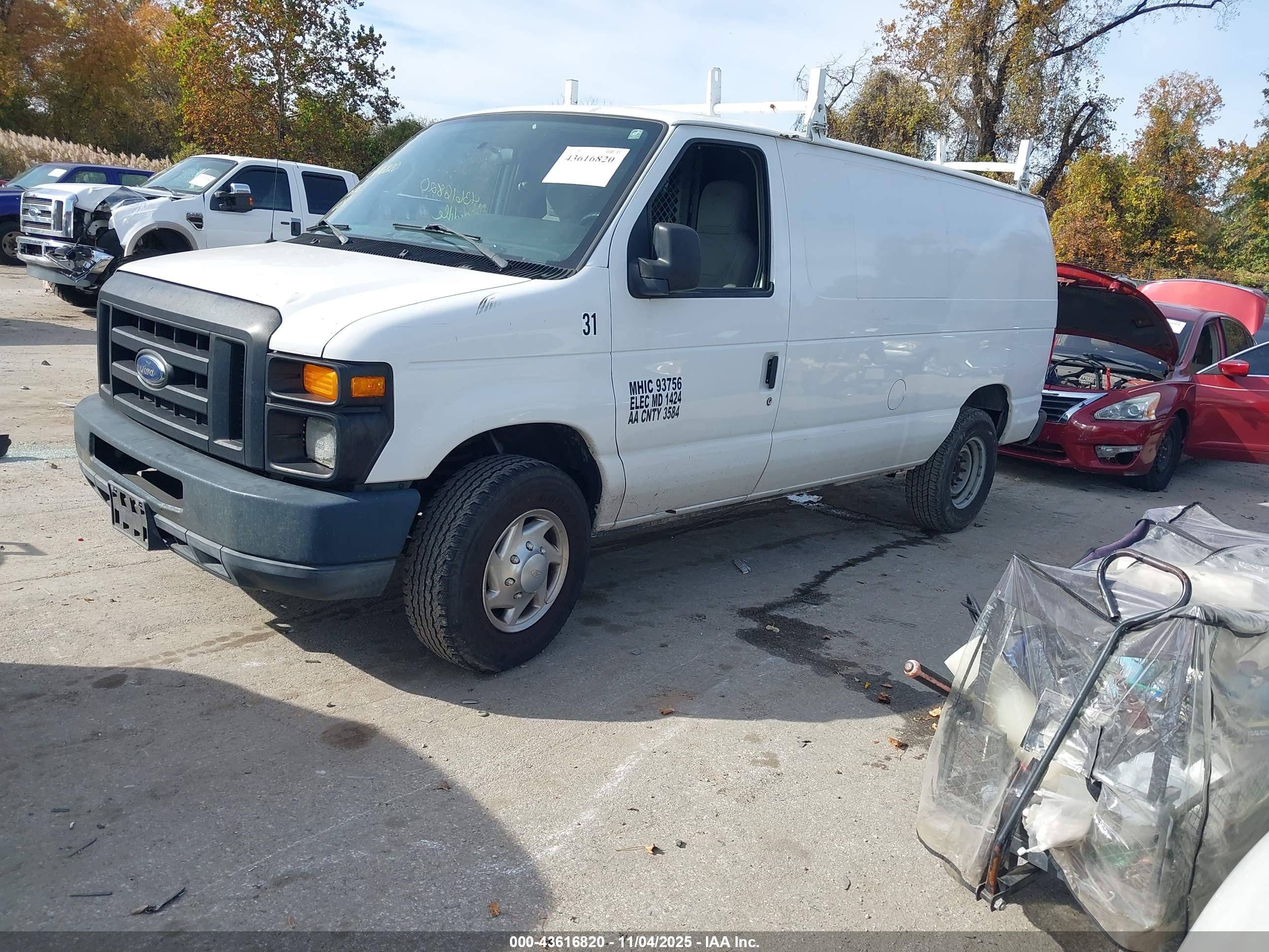 FORD E-250 image 2