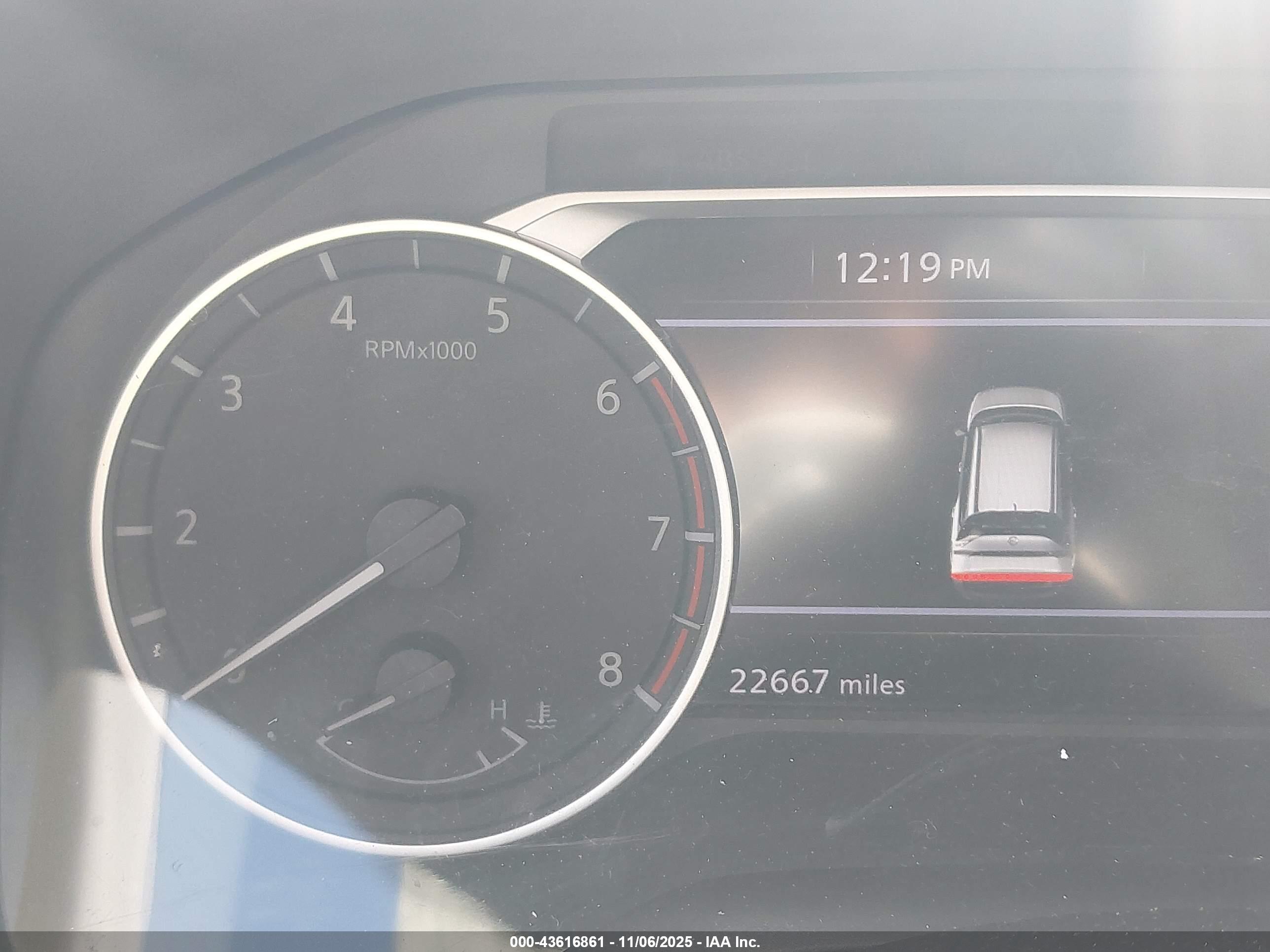 NISSAN ROGUE image 7