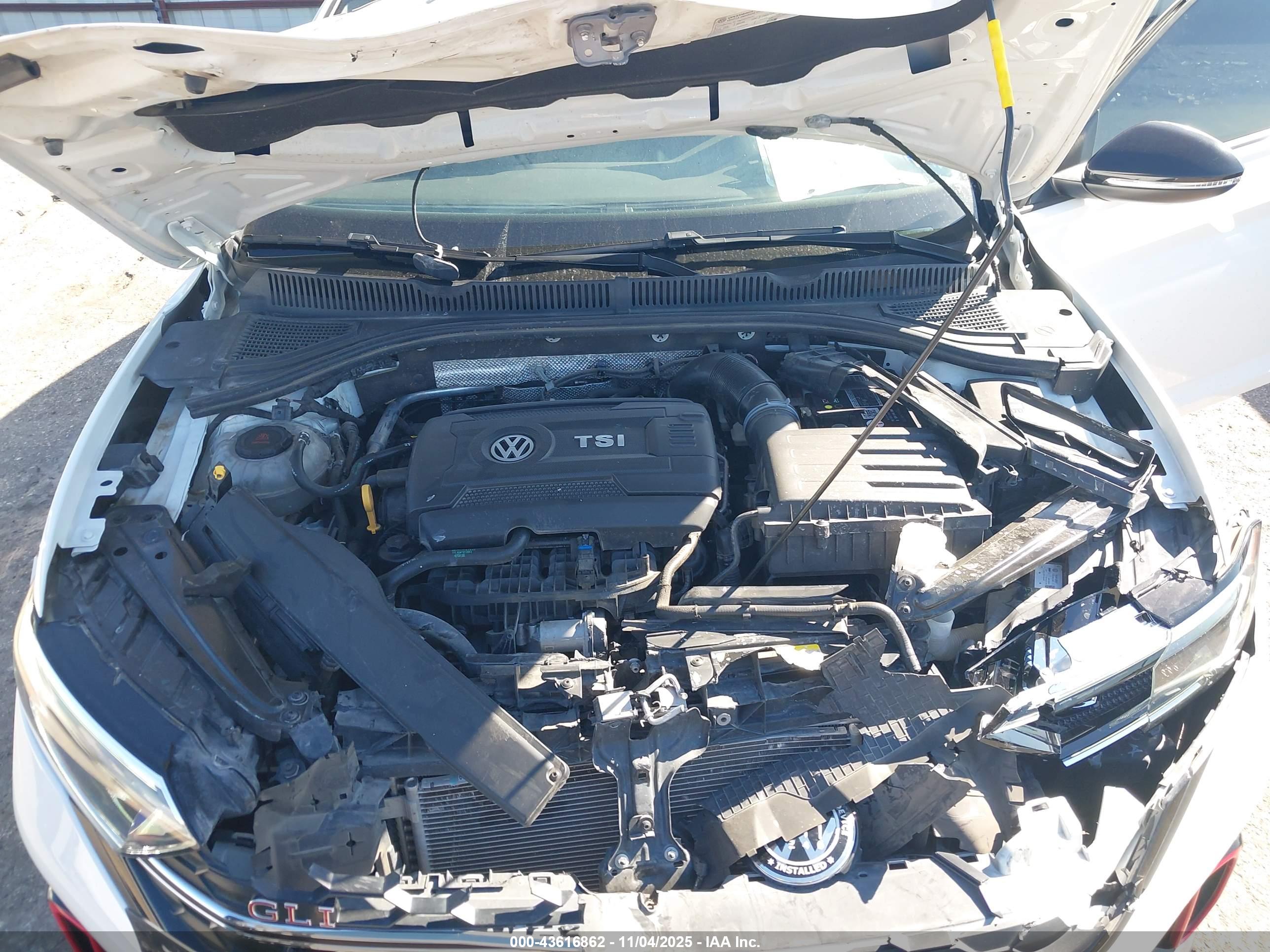 VOLKSWAGEN JETTA image 10