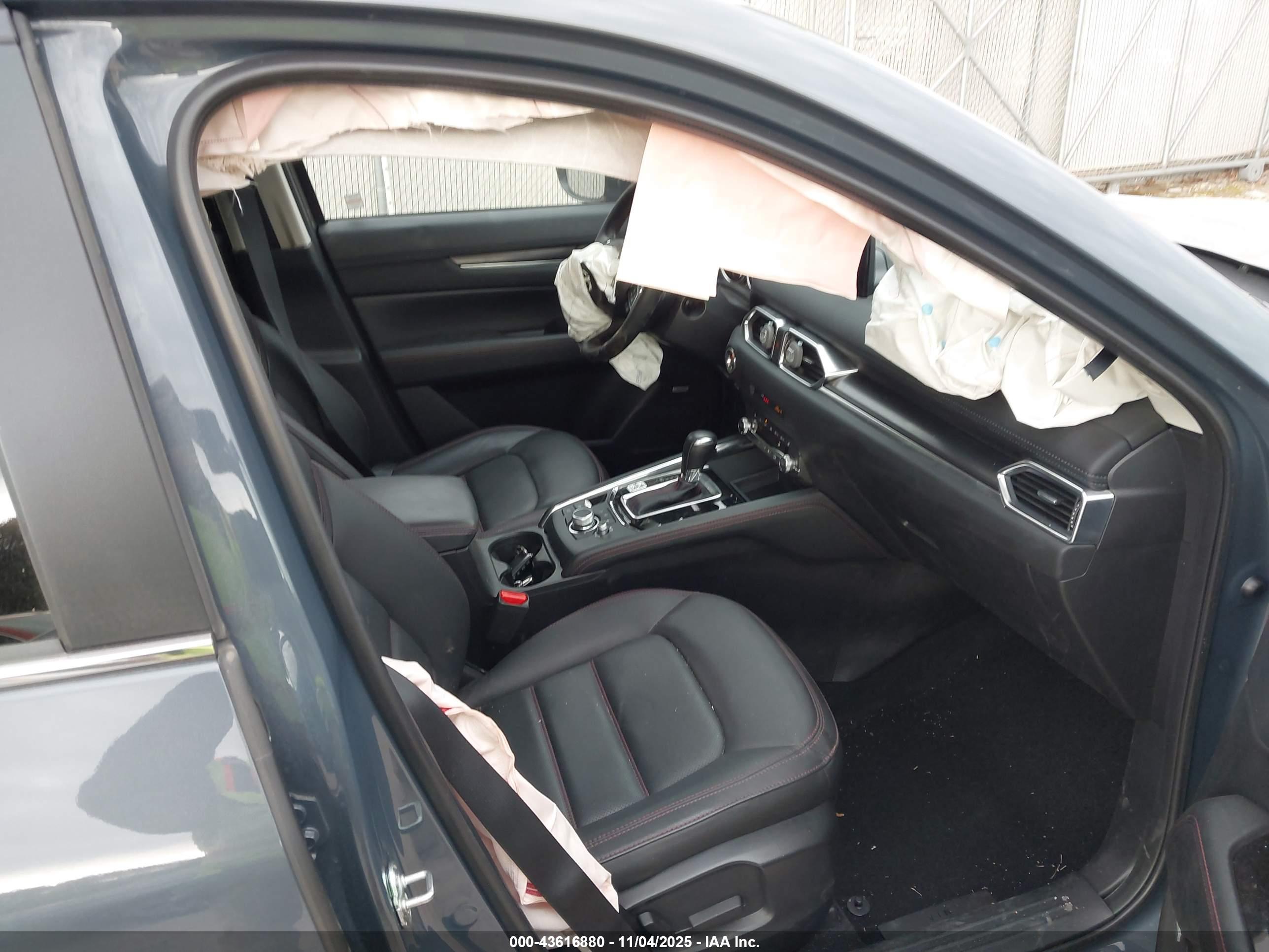 MAZDA CX-5 image 5