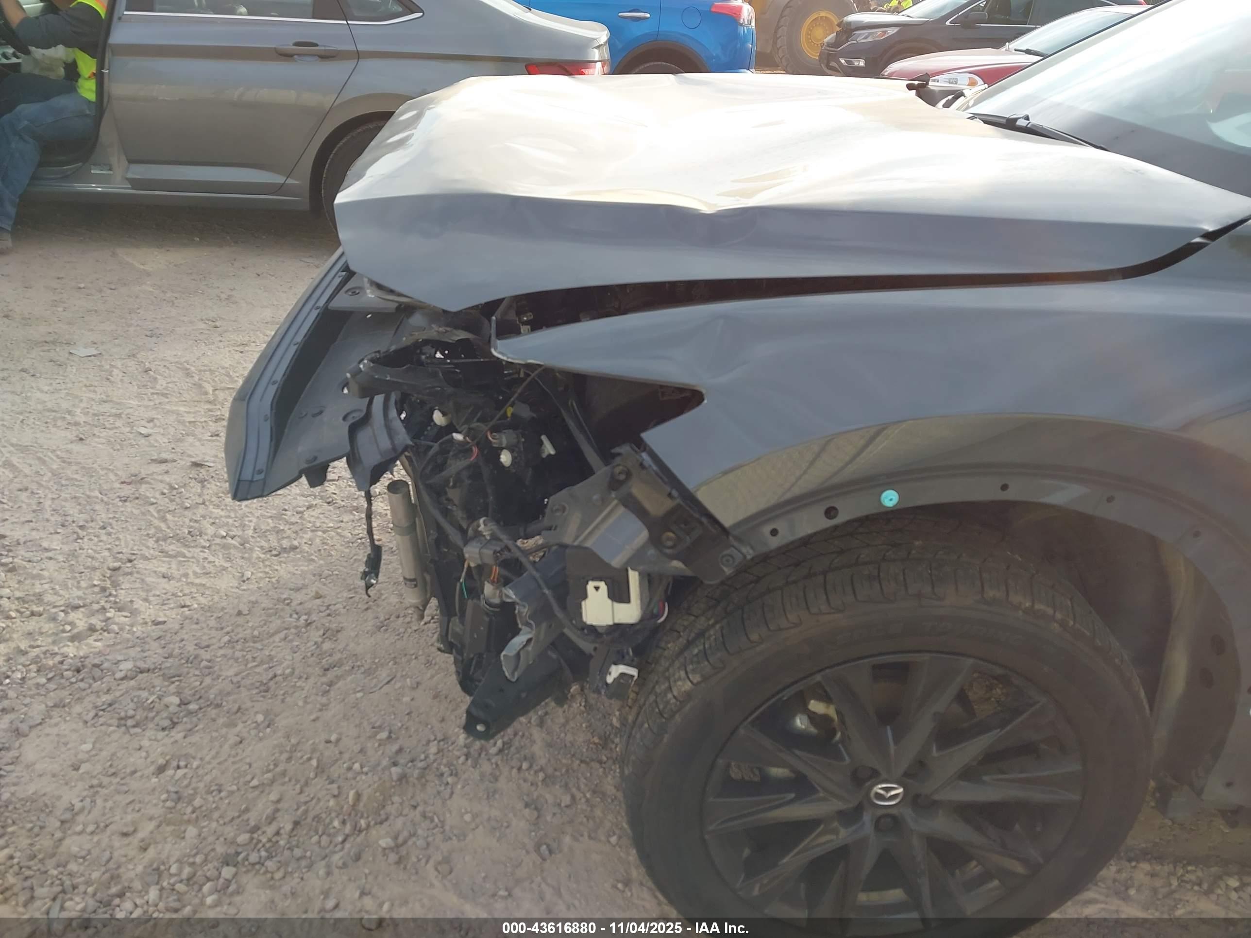 MAZDA CX-5 image 6