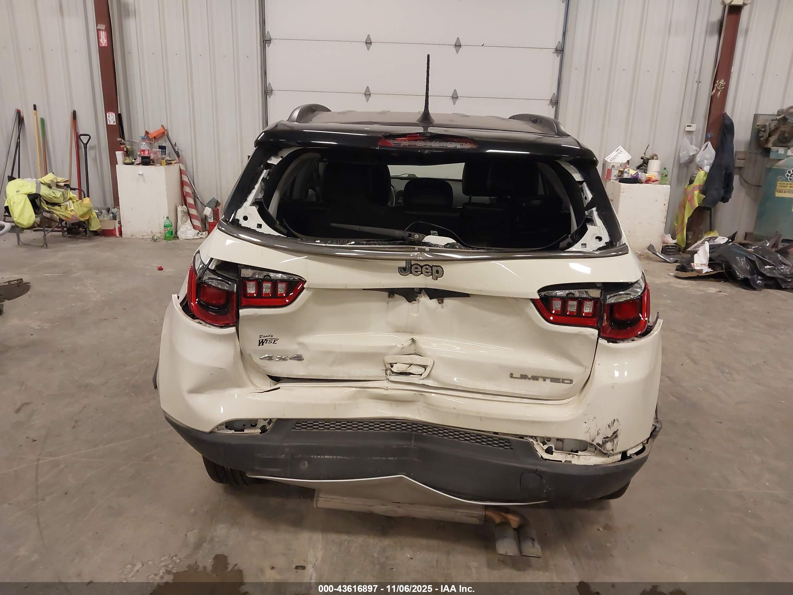 JEEP COMPASS image 6