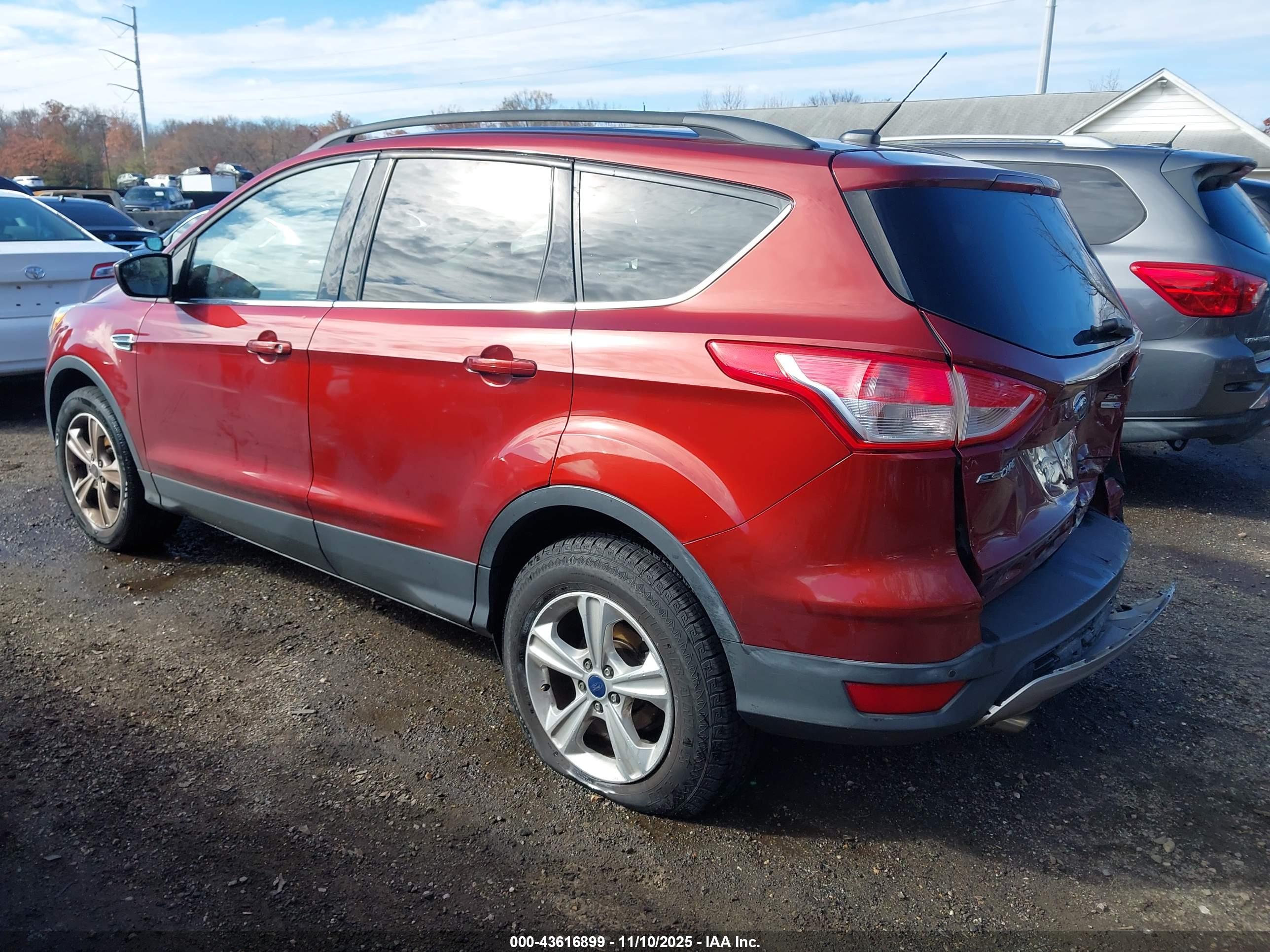 FORD ESCAPE image 3
