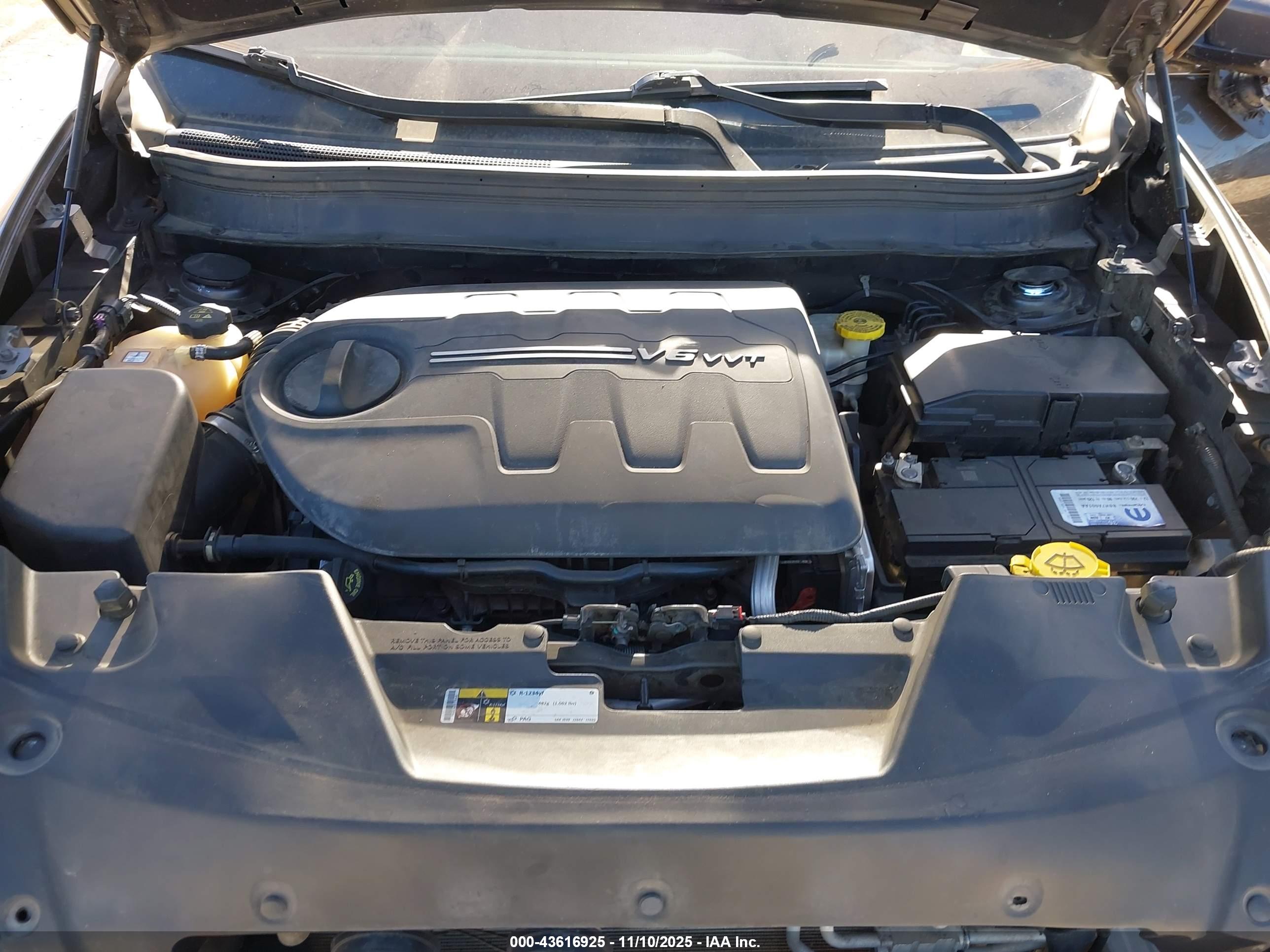 JEEP CHEROKEE image 10