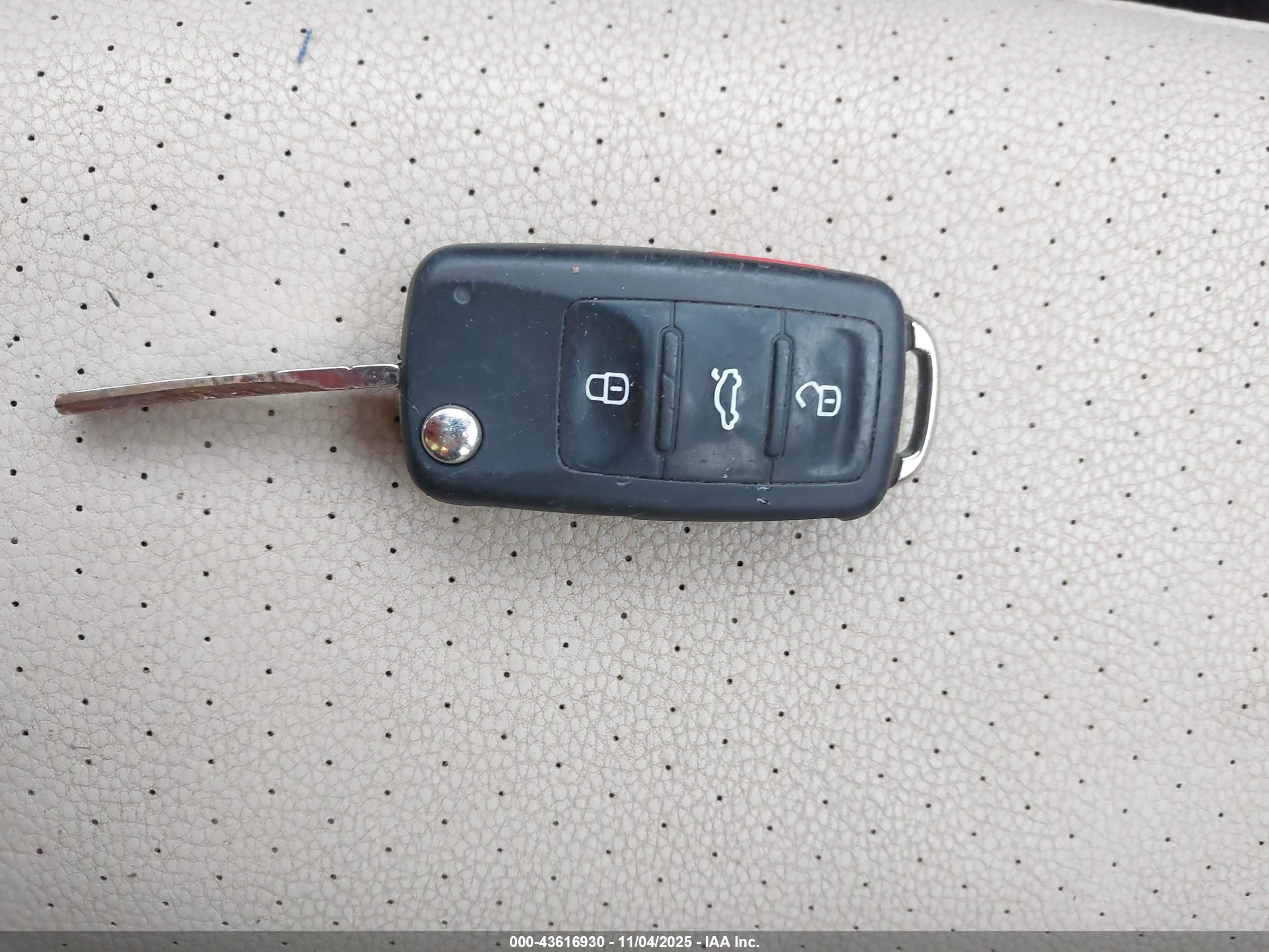 VOLKSWAGEN JETTA image 11