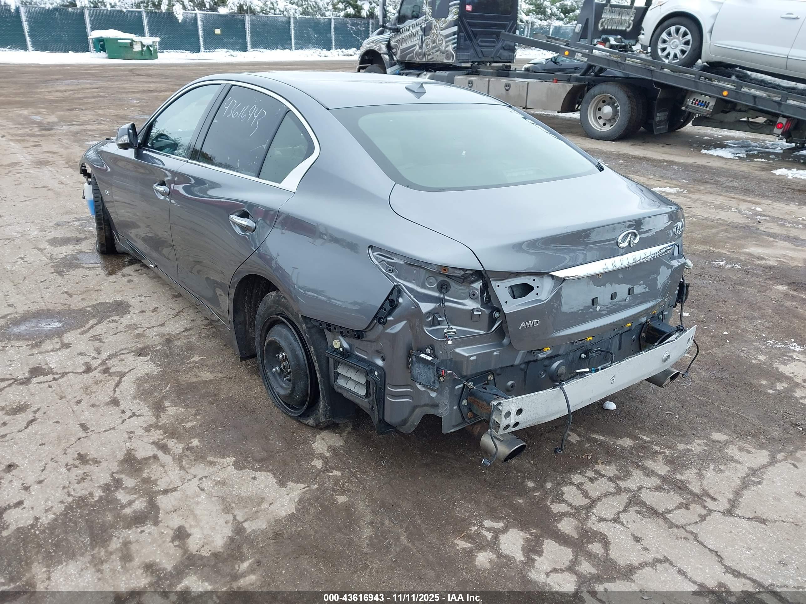 INFINITI Q50 image 3