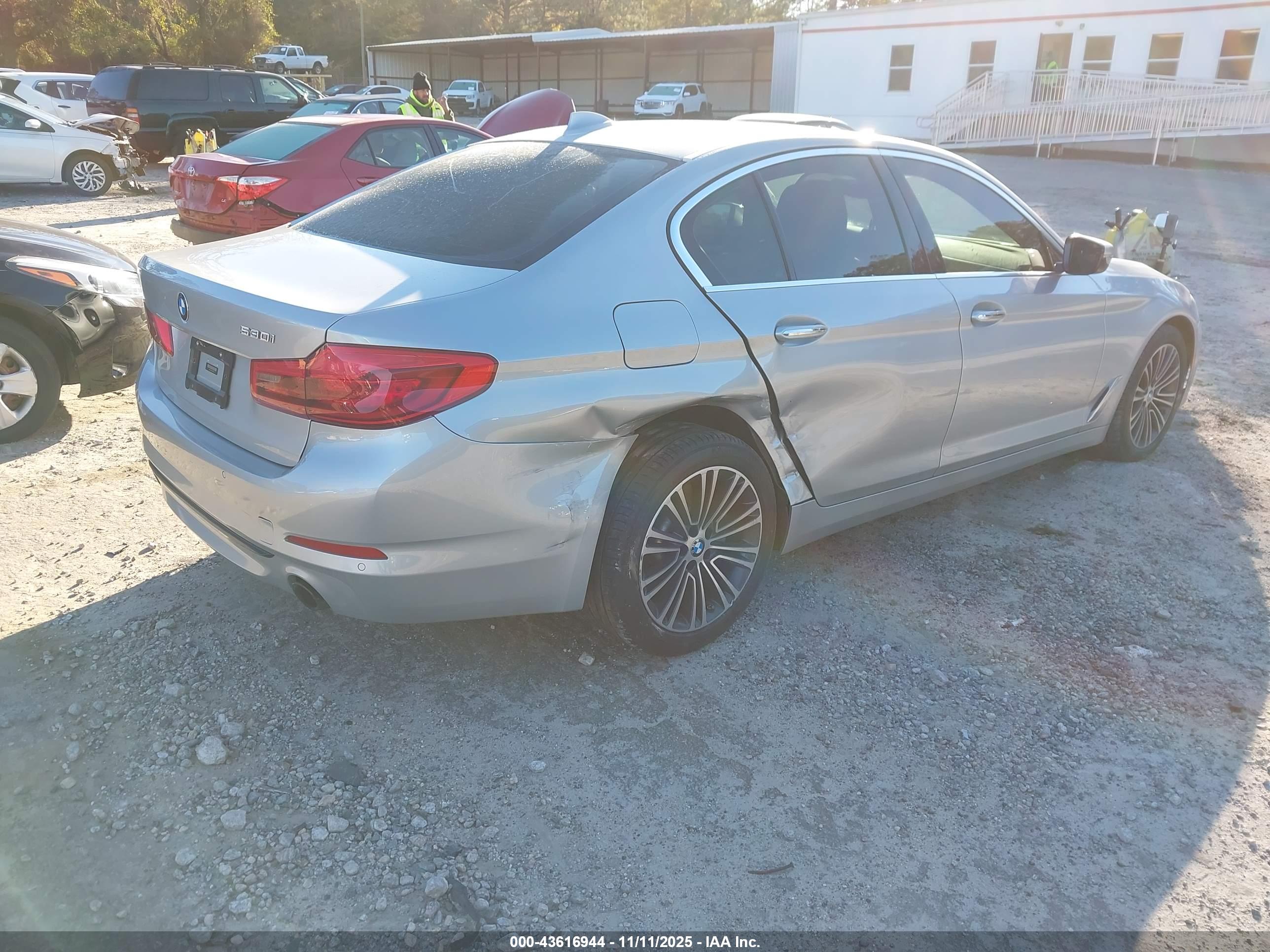 BMW 530I image 4