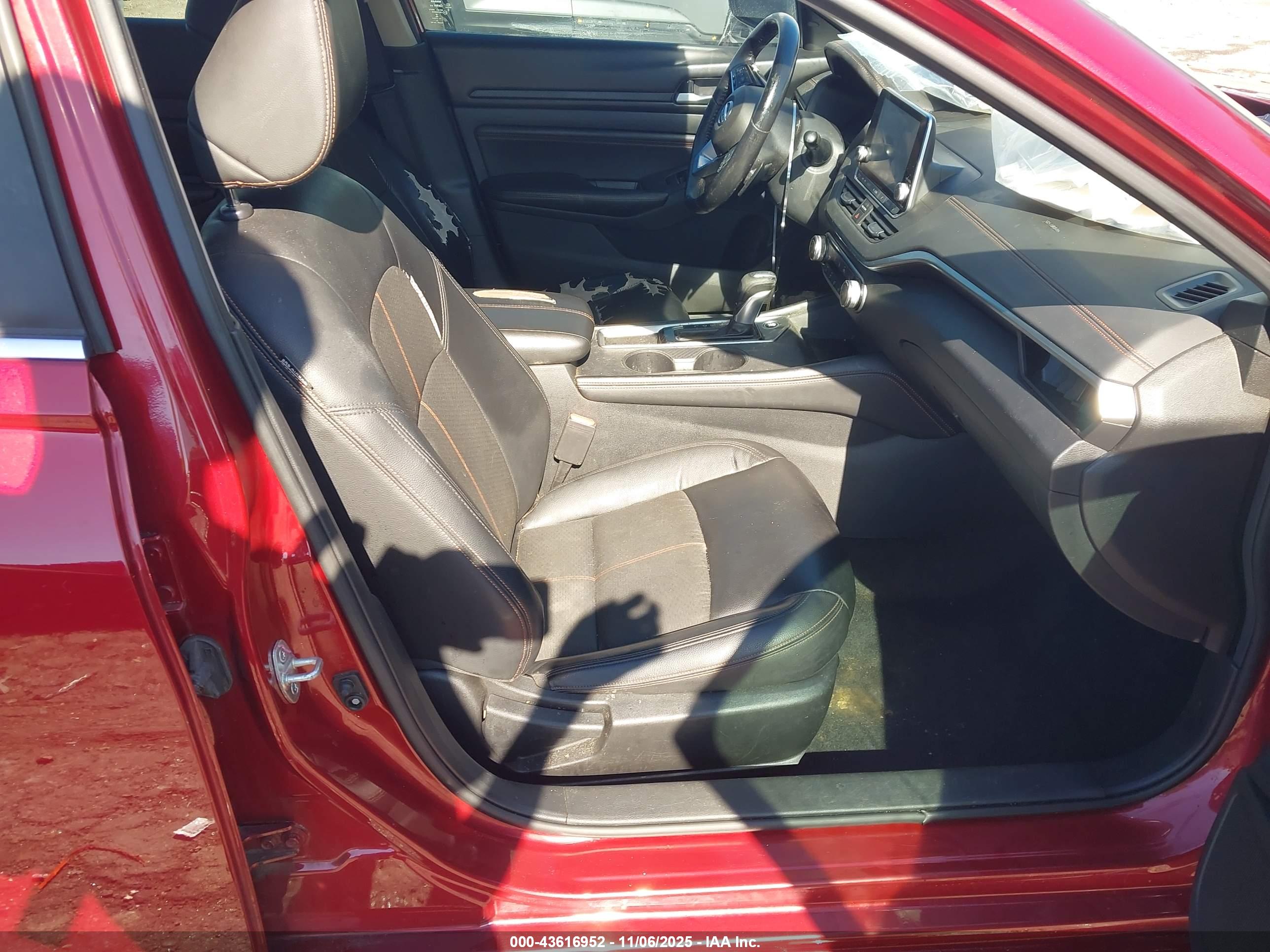 NISSAN ALTIMA image 5