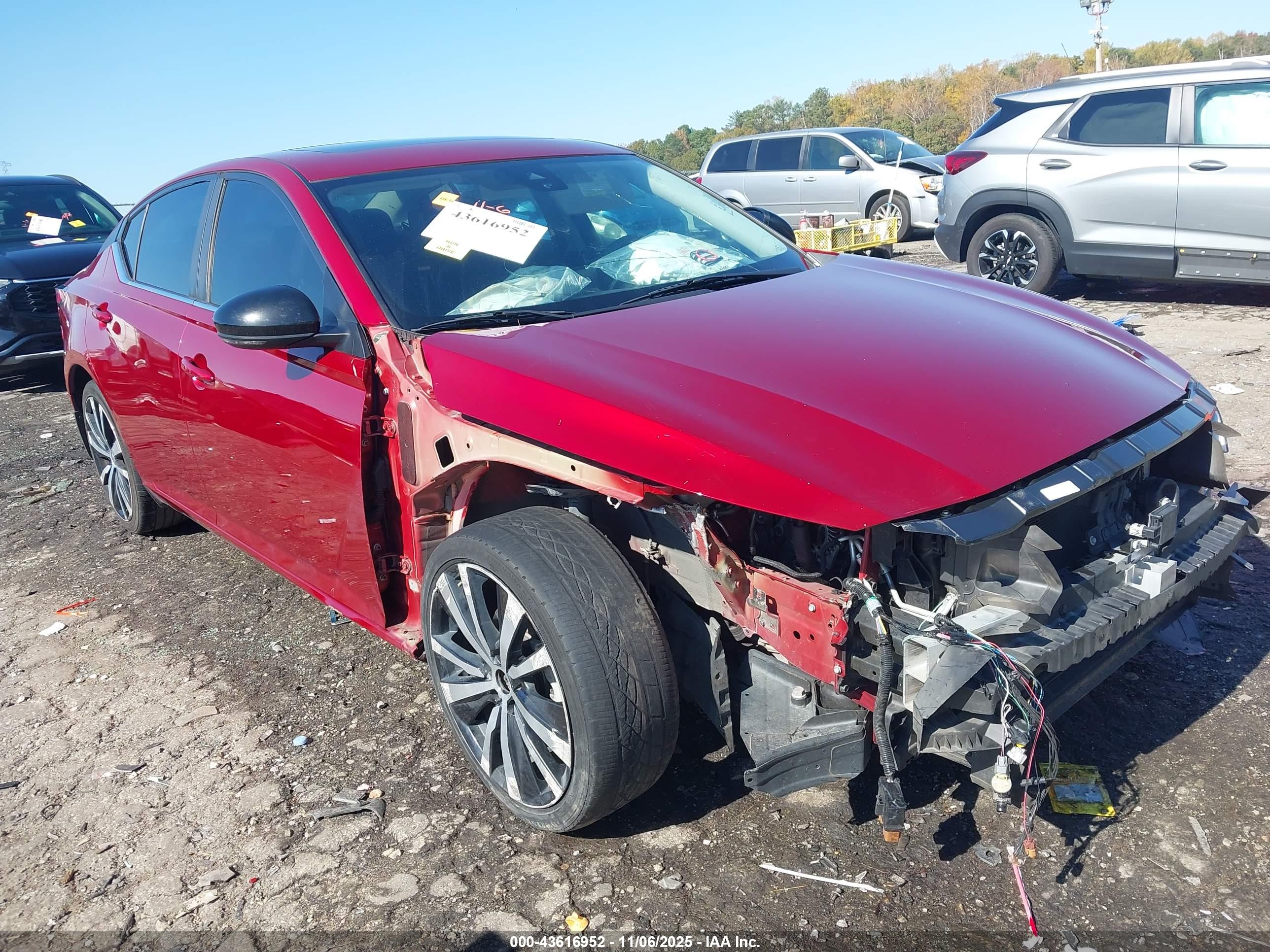 NISSAN ALTIMA image 6