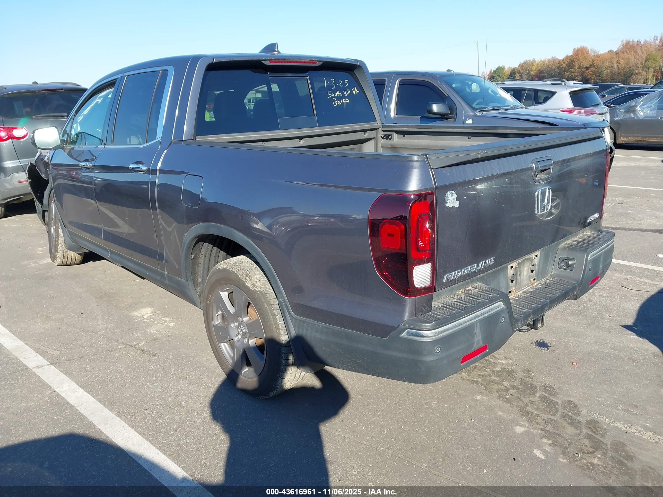 HONDA RIDGELINE image 3