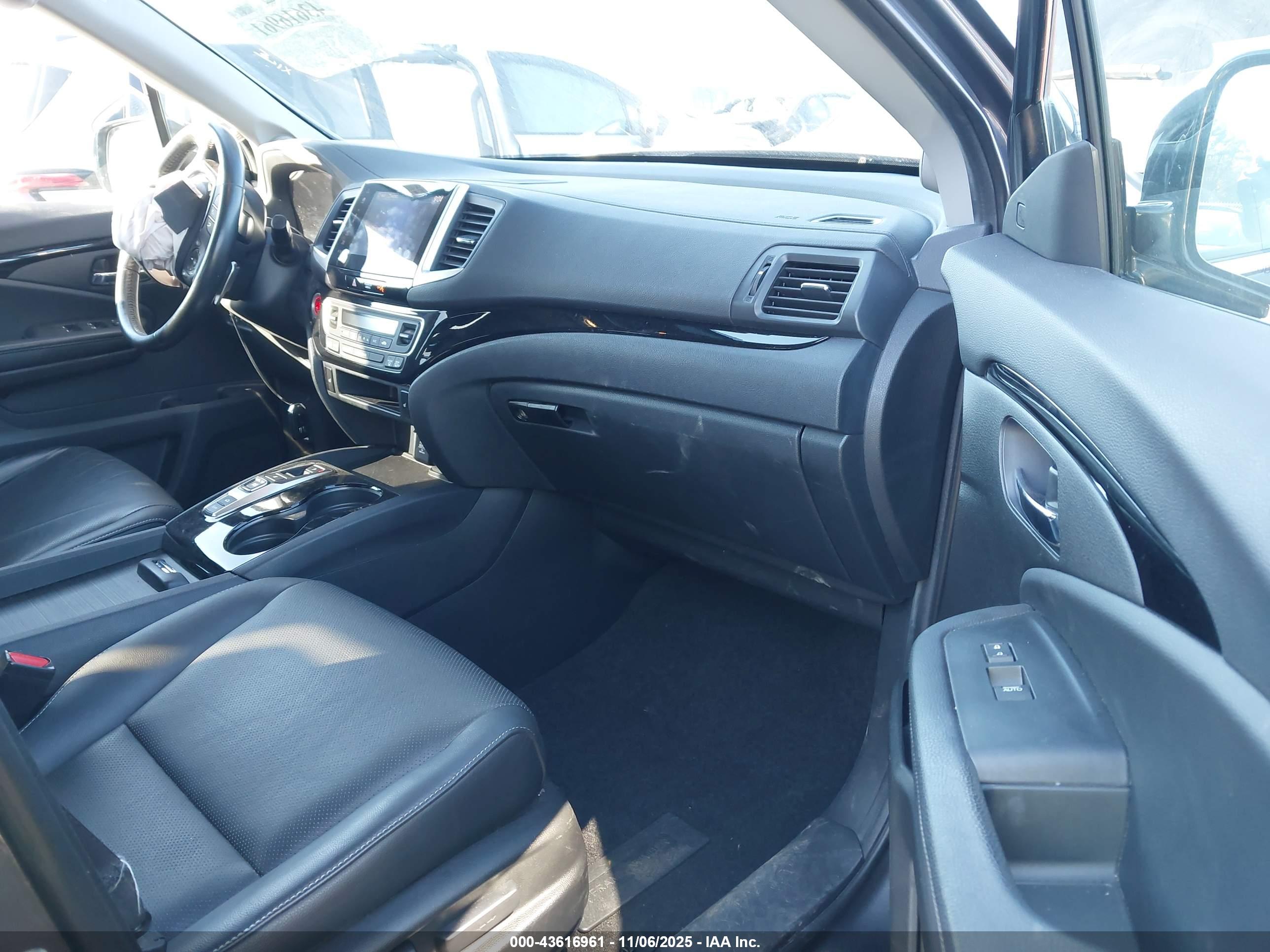 HONDA RIDGELINE image 5