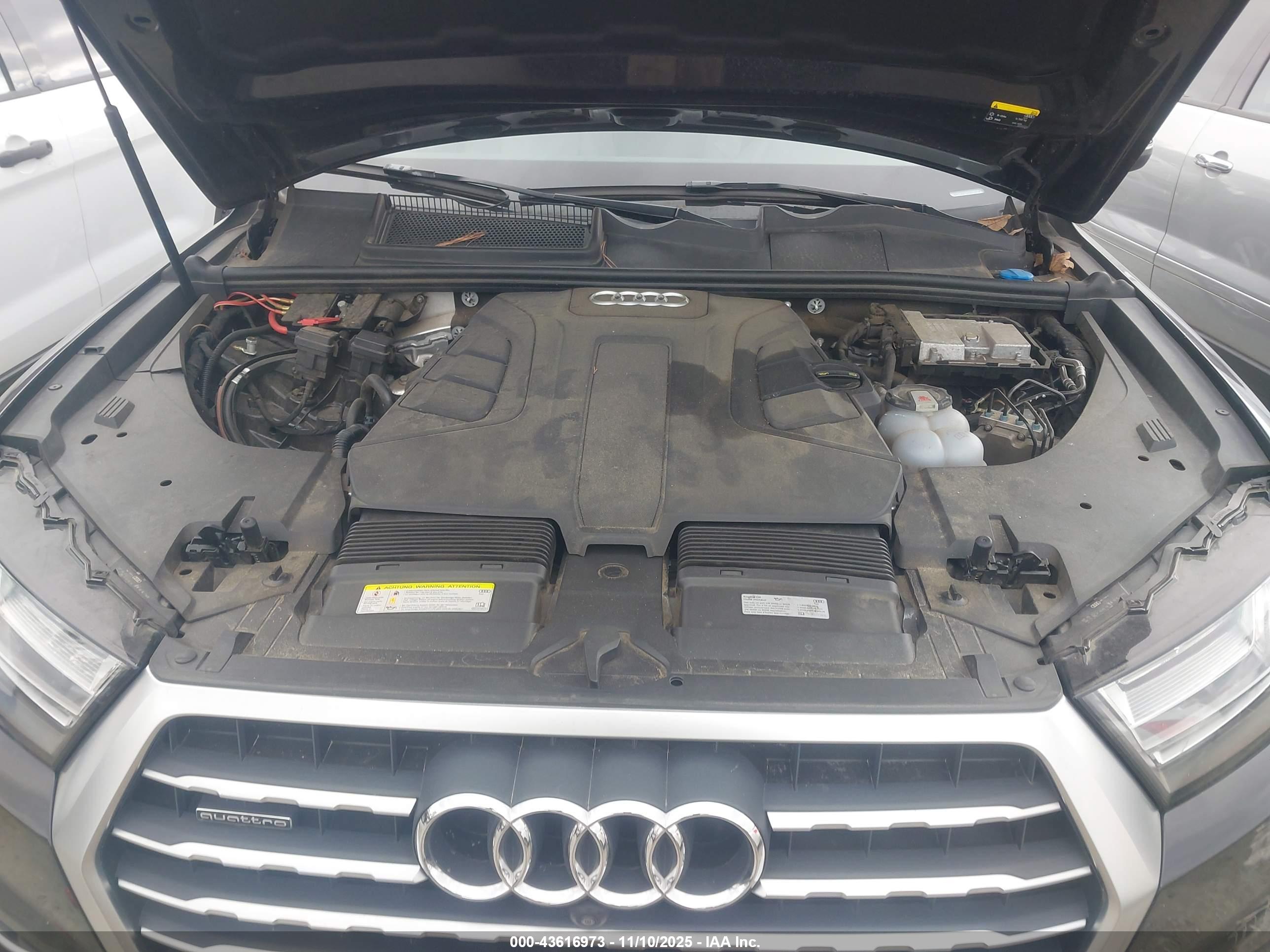 AUDI Q7 image 10