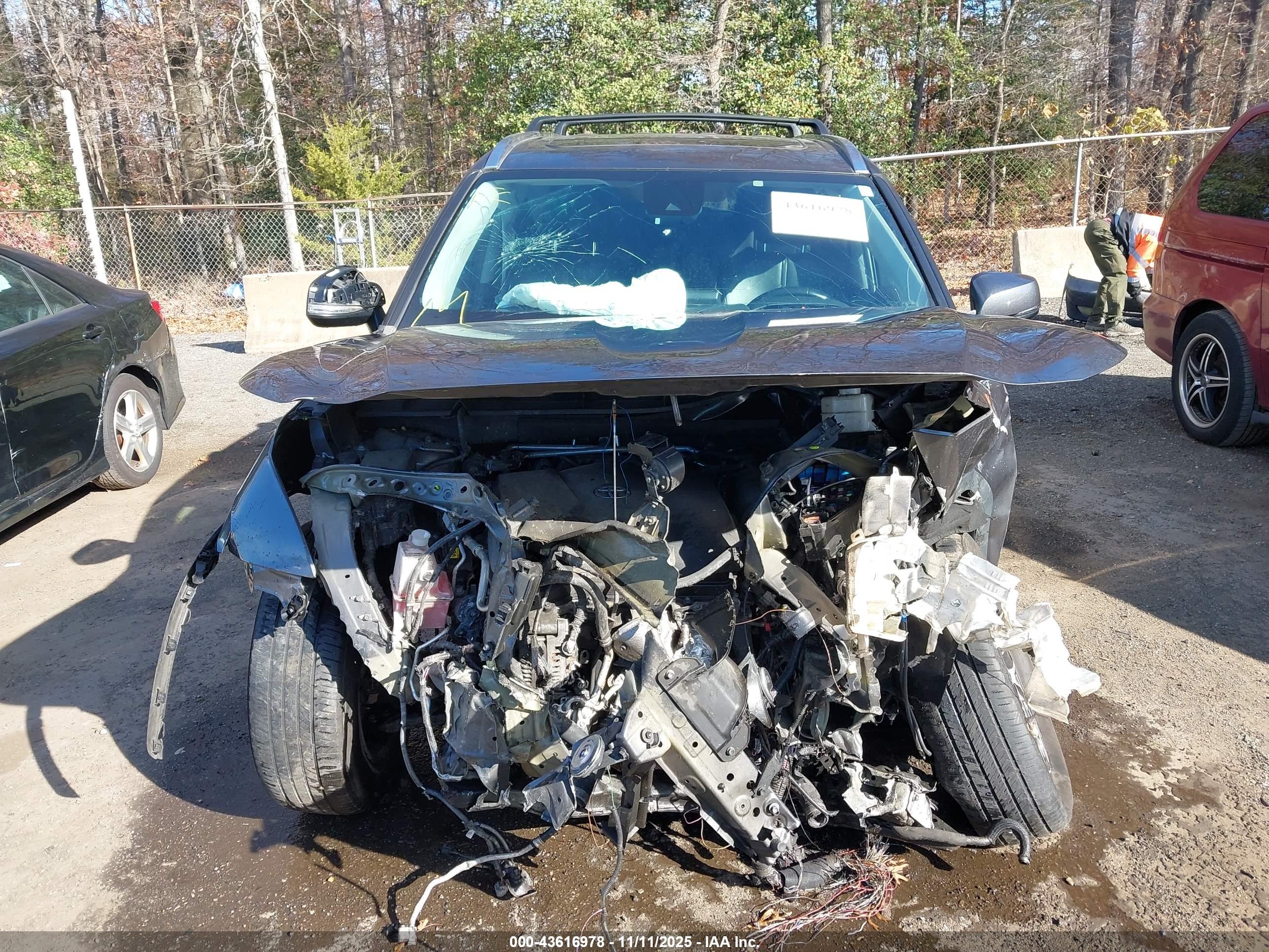TOYOTA HIGHLANDER image 6