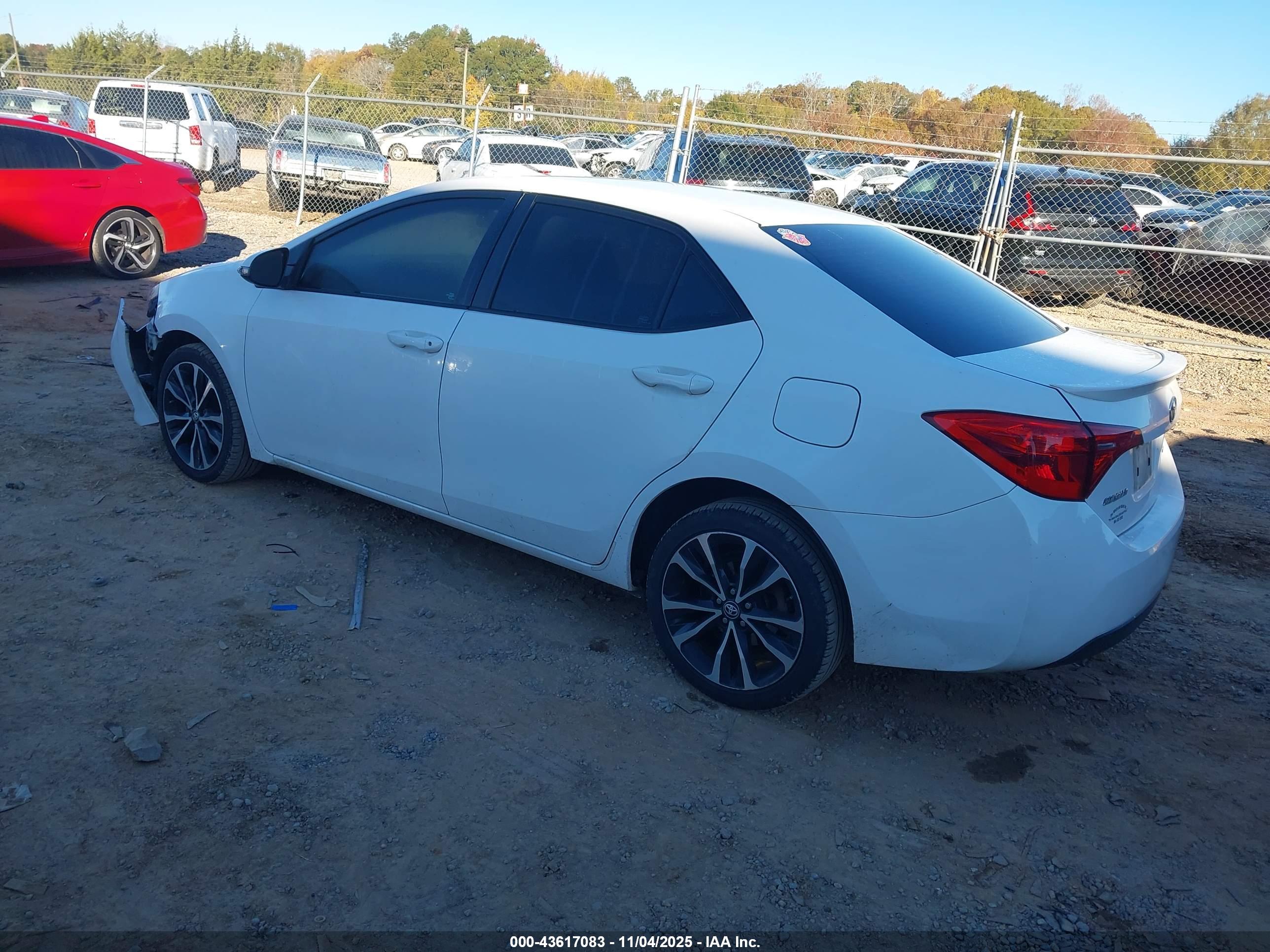 TOYOTA COROLLA image 3