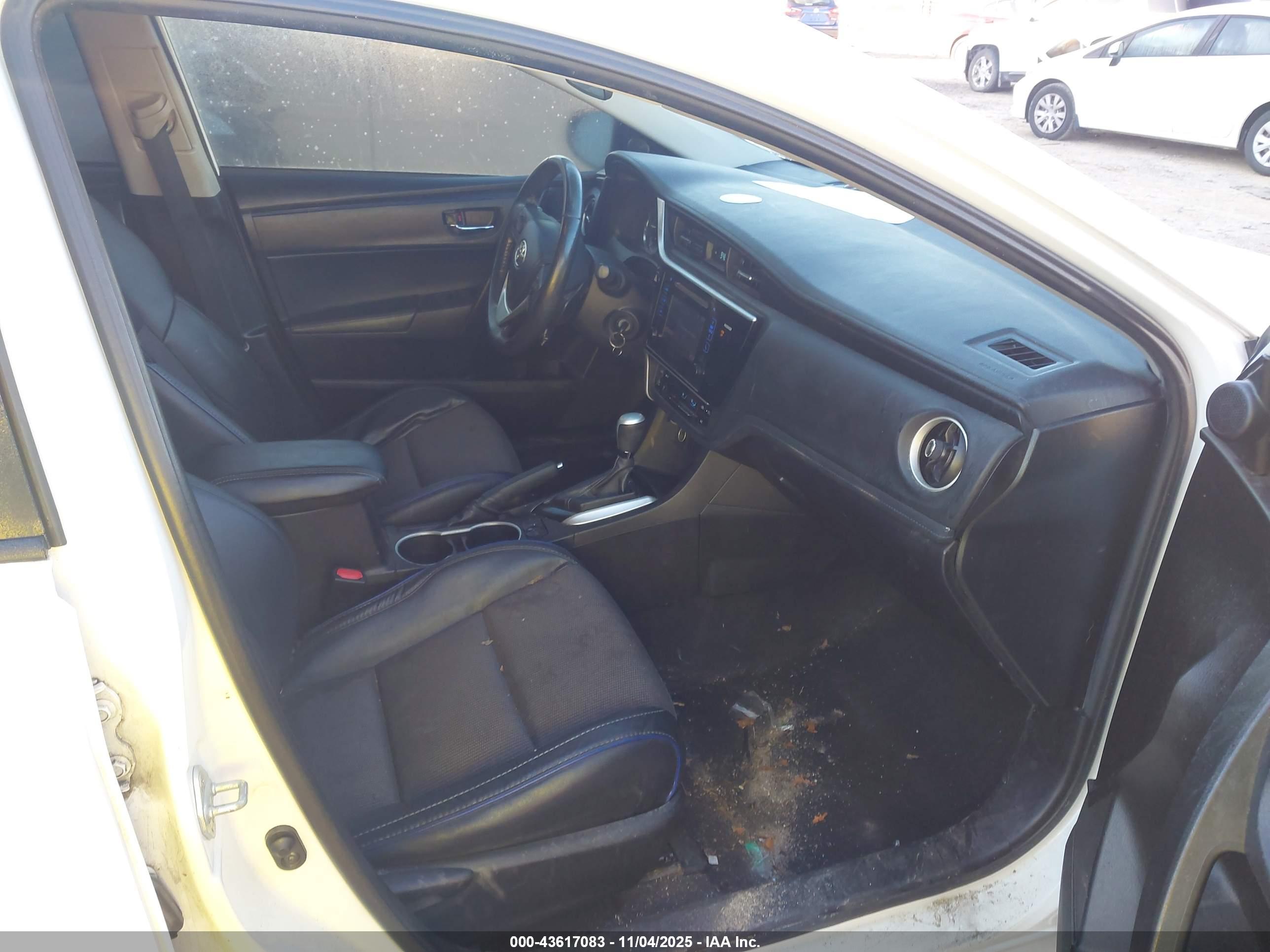 TOYOTA COROLLA image 5