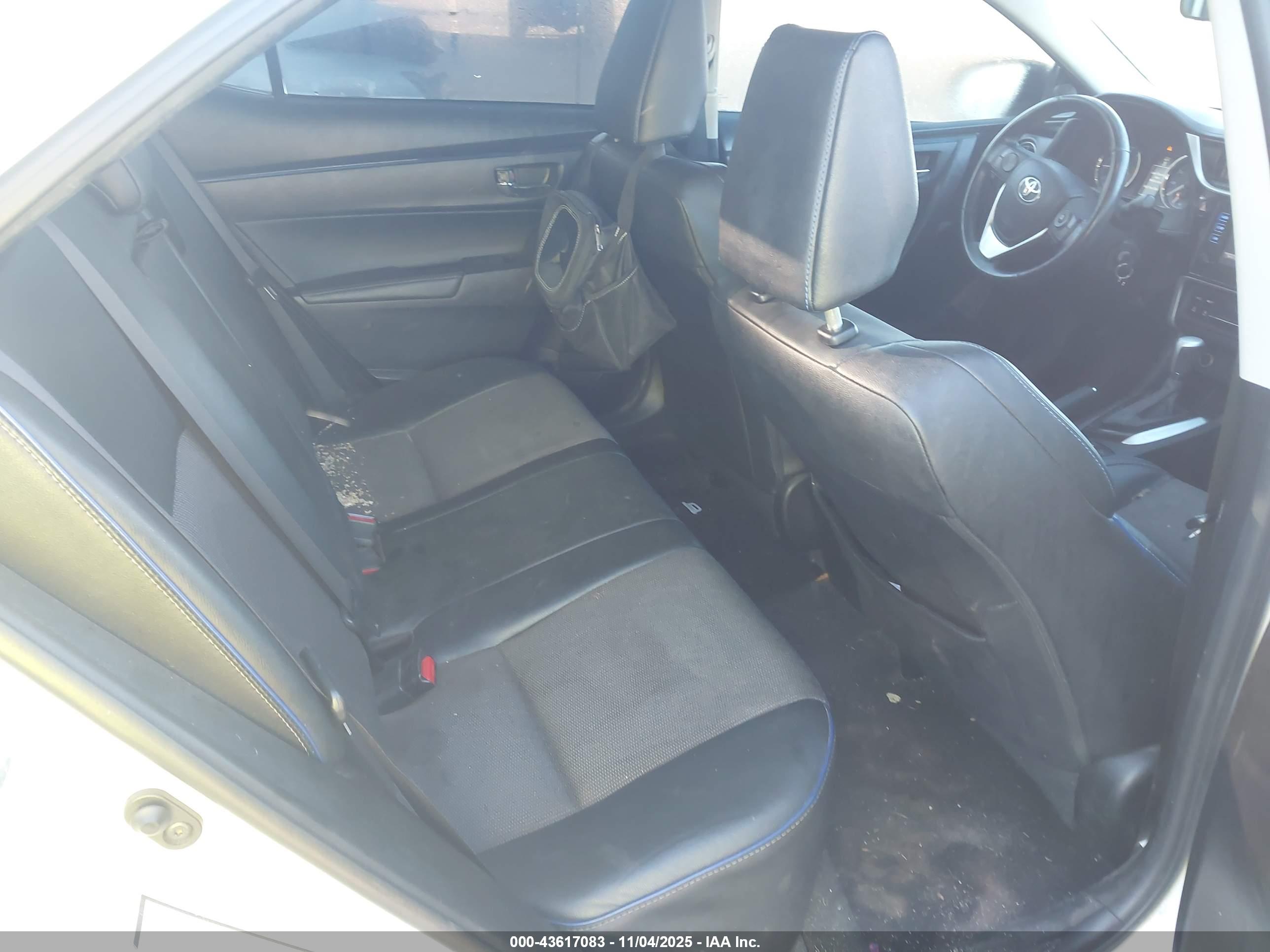 TOYOTA COROLLA image 8