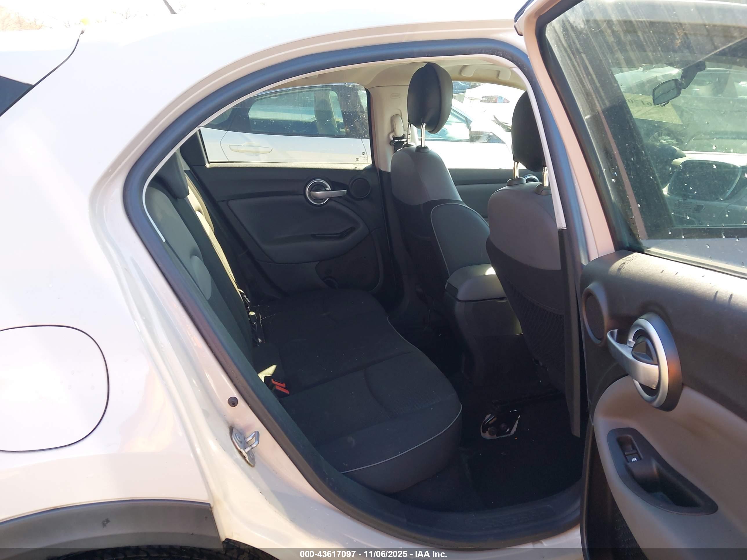 FIAT 500X image 8