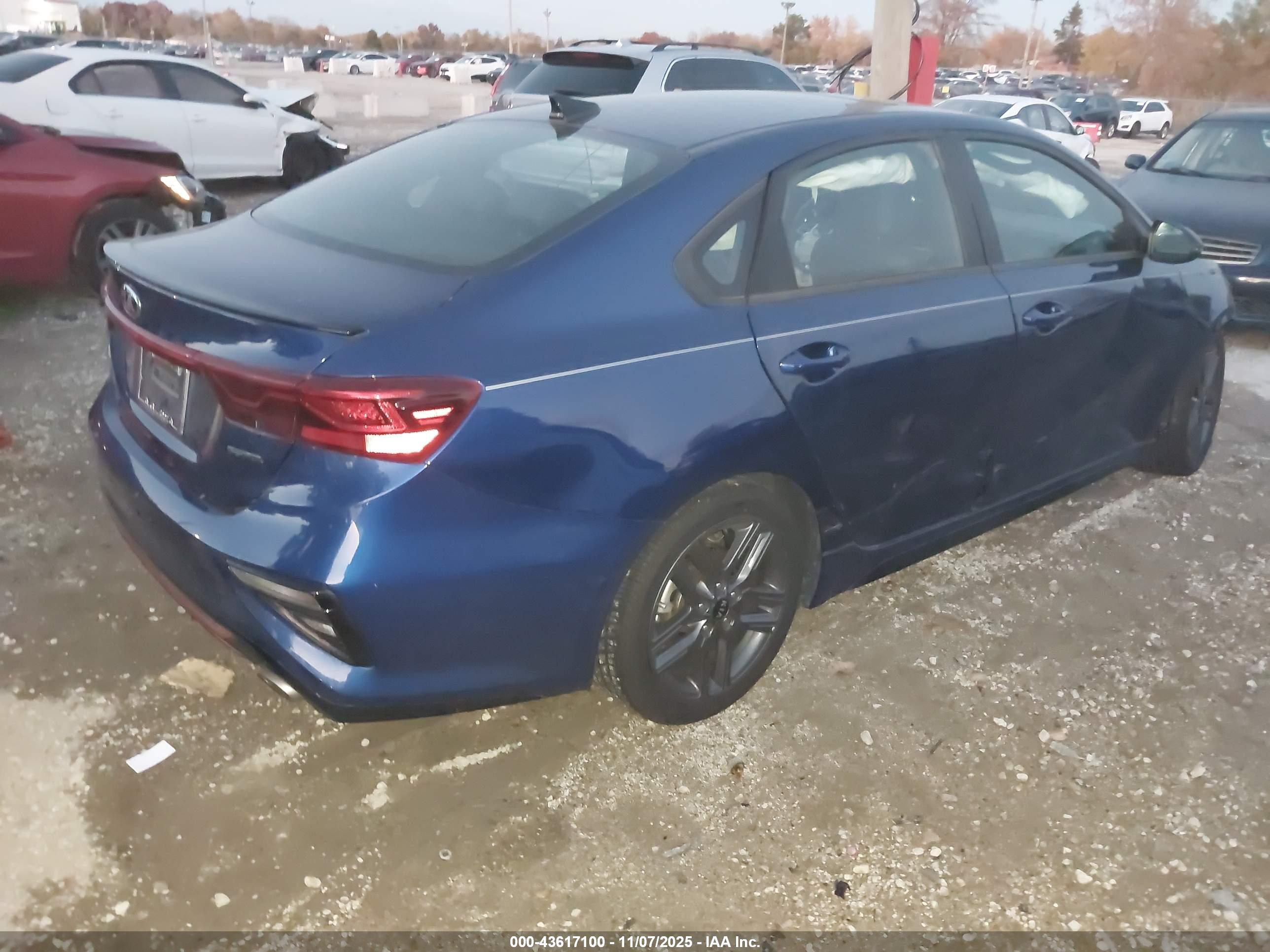 KIA FORTE image 4