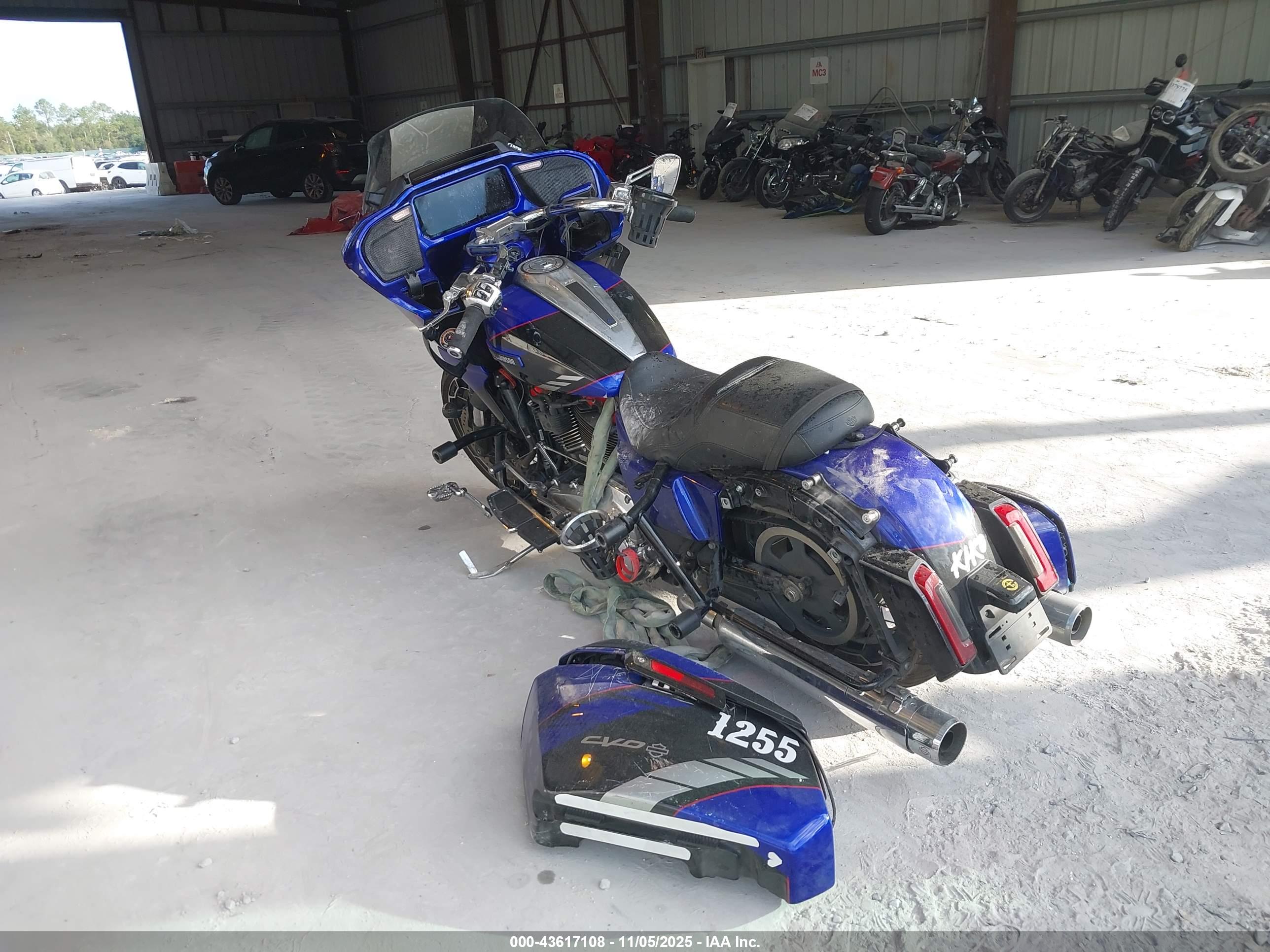 HARLEY-DAVIDSON FLTRXSE image 3