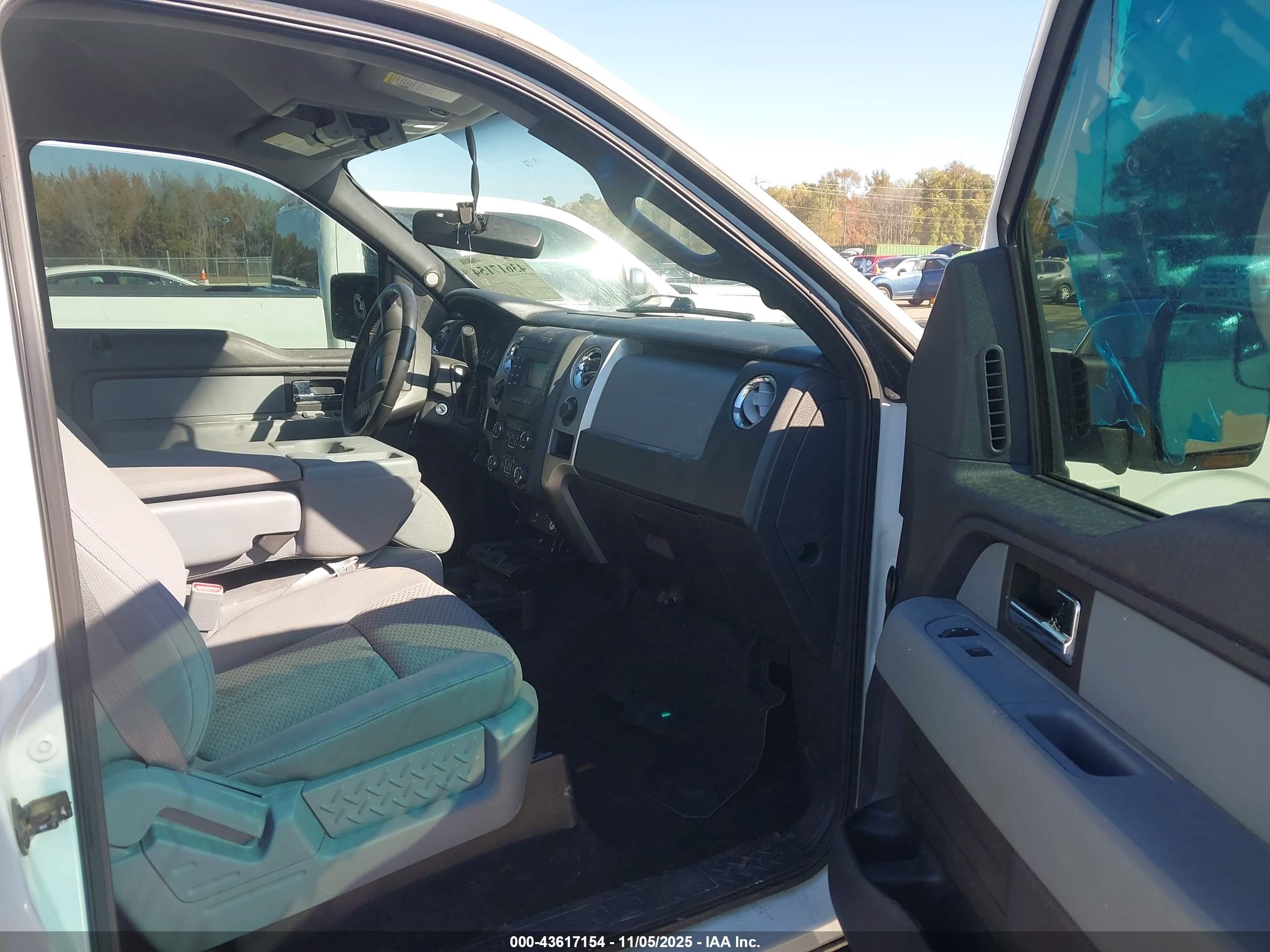 FORD F-150 image 5
