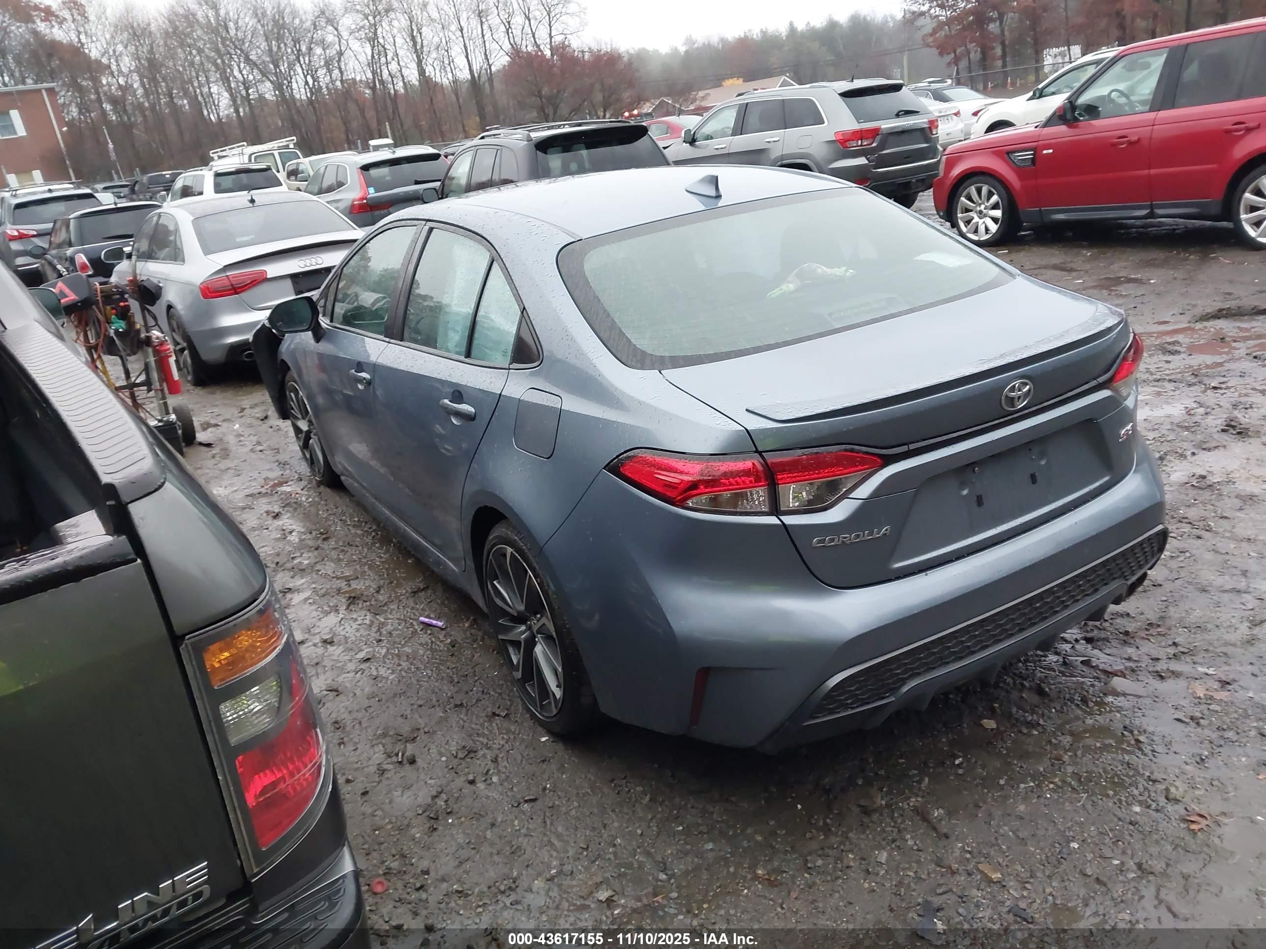 TOYOTA COROLLA image 3