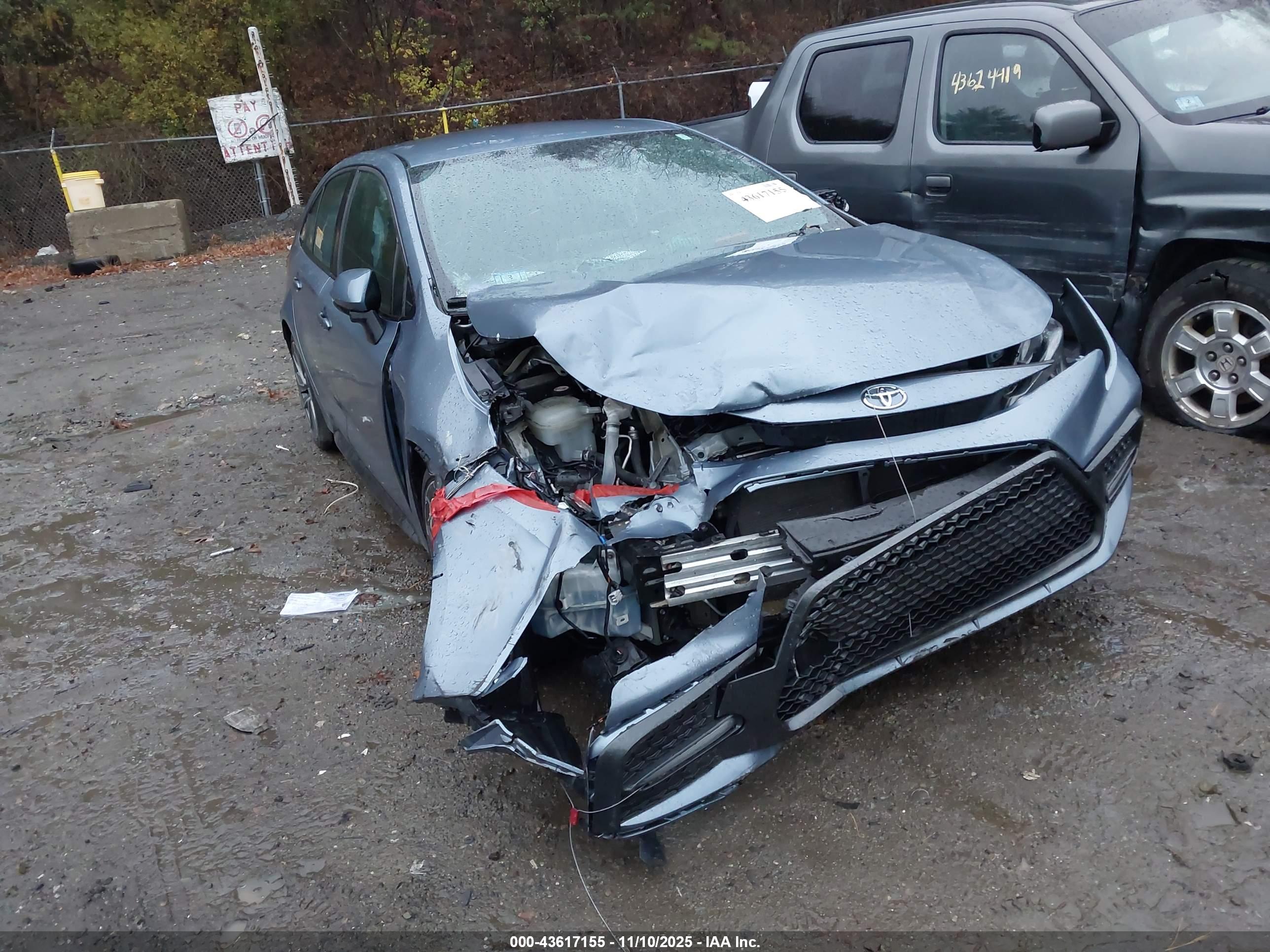 TOYOTA COROLLA image 6