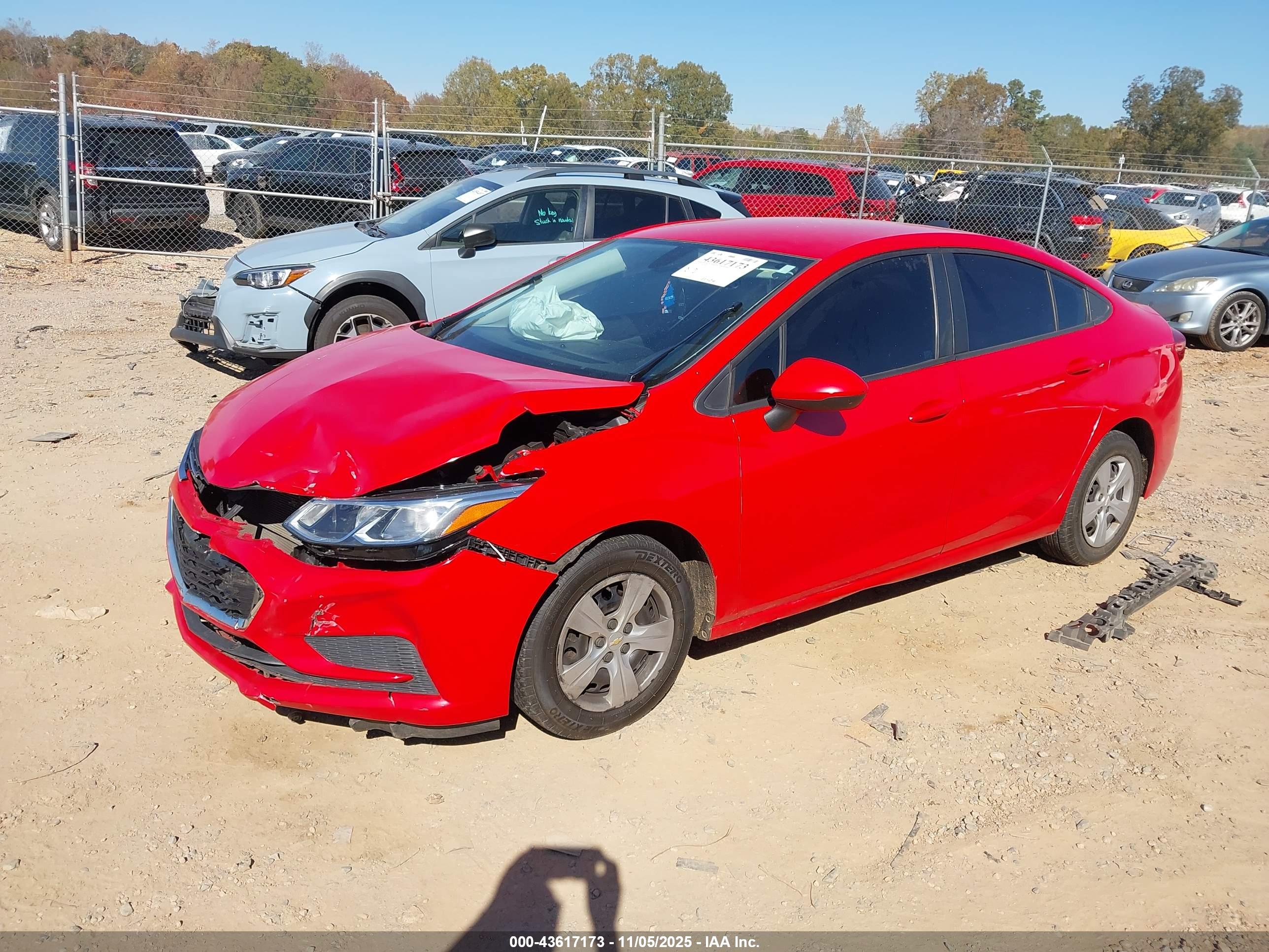 CHEVROLET CRUZE image 2