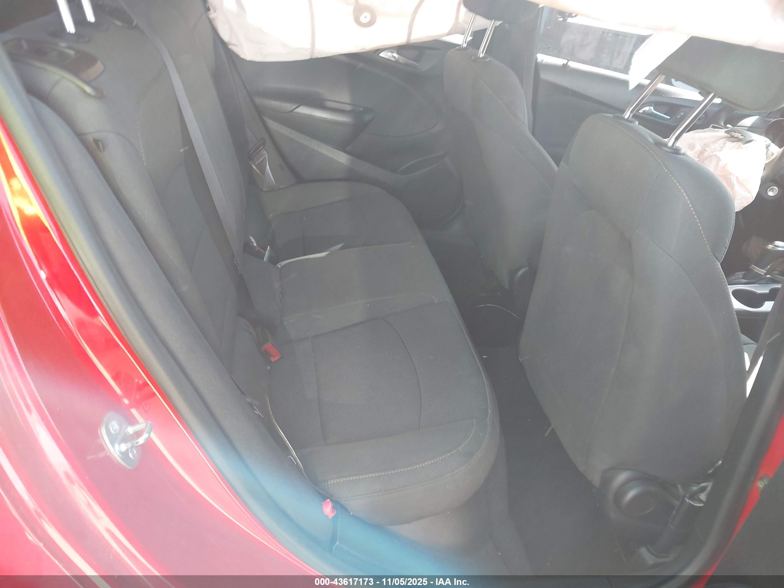 CHEVROLET CRUZE image 8