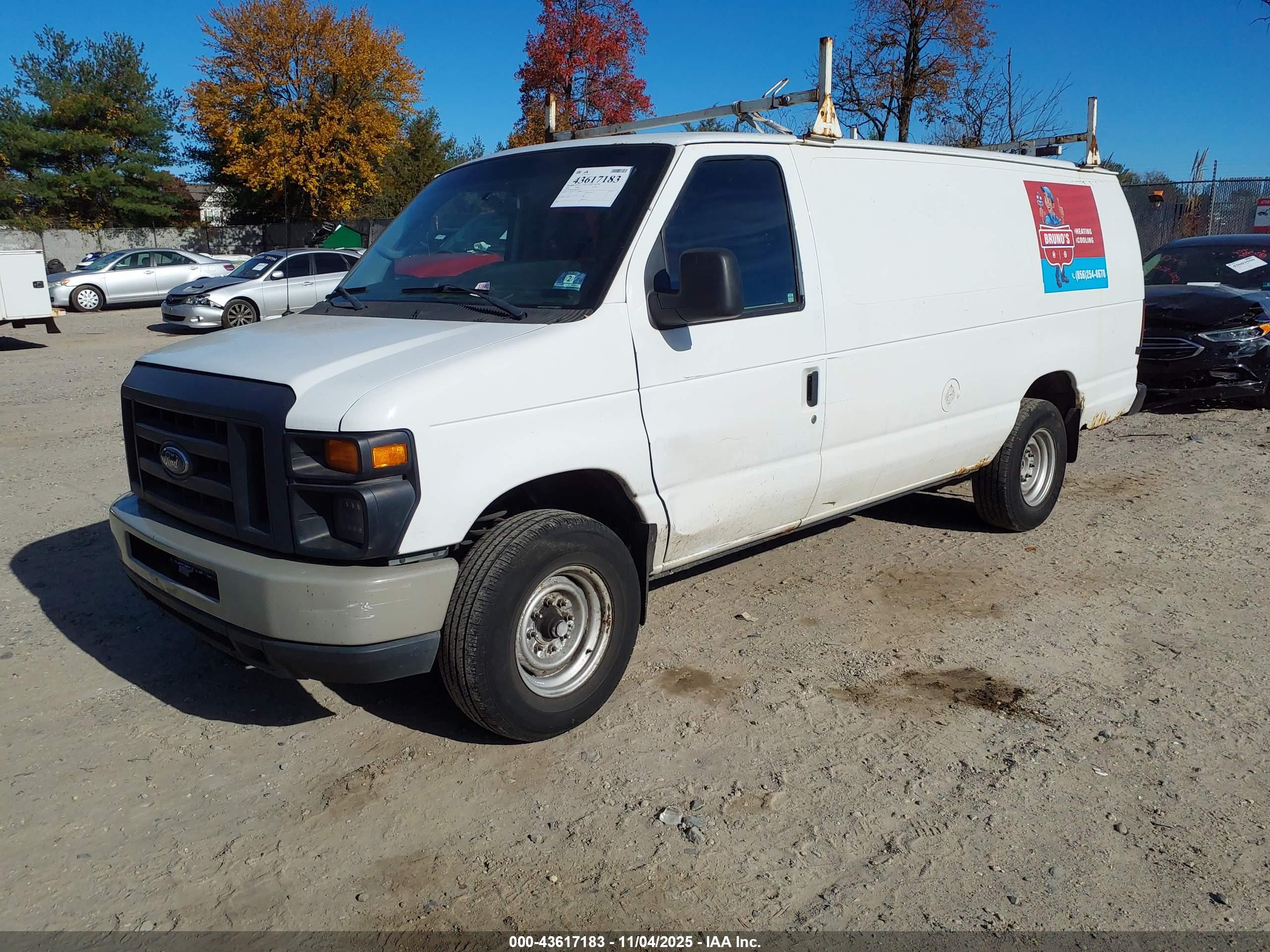 FORD E-250 image 2