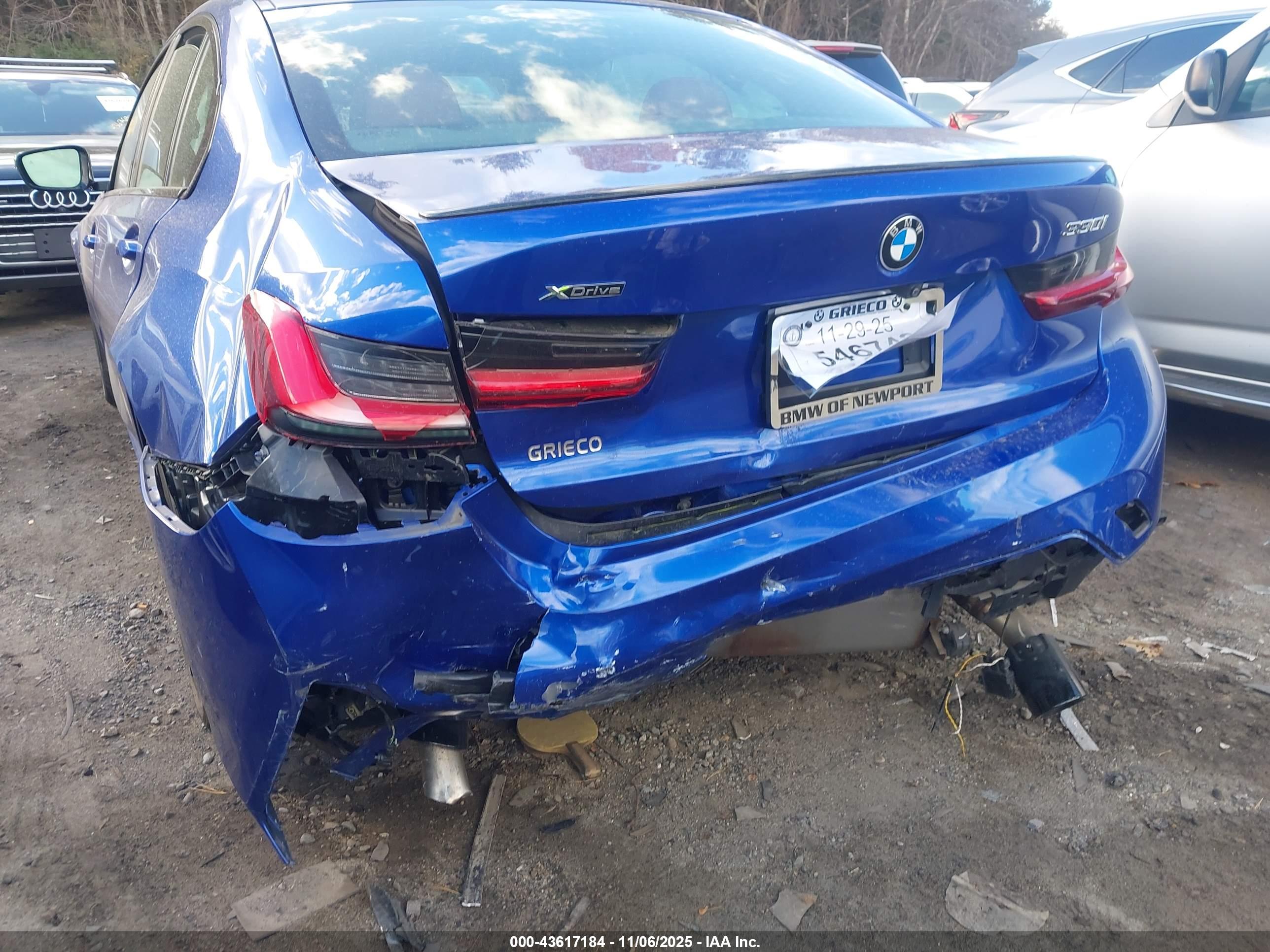 BMW 330I image 6