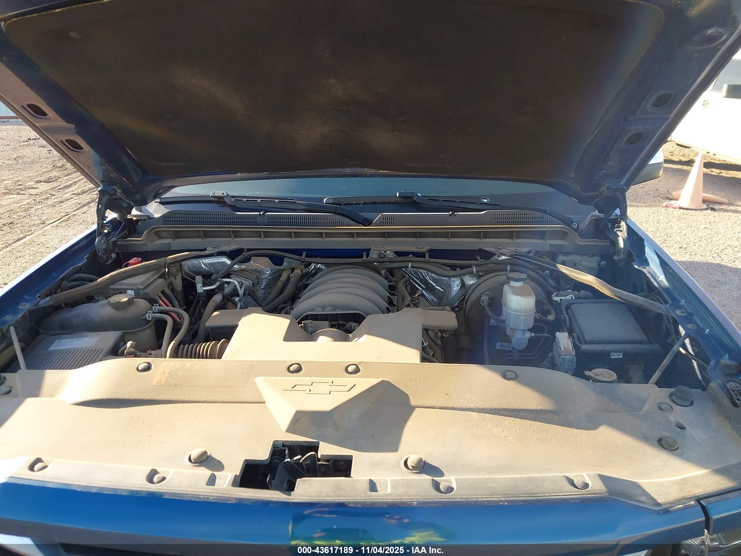 CHEVROLET SILVERADO image 10