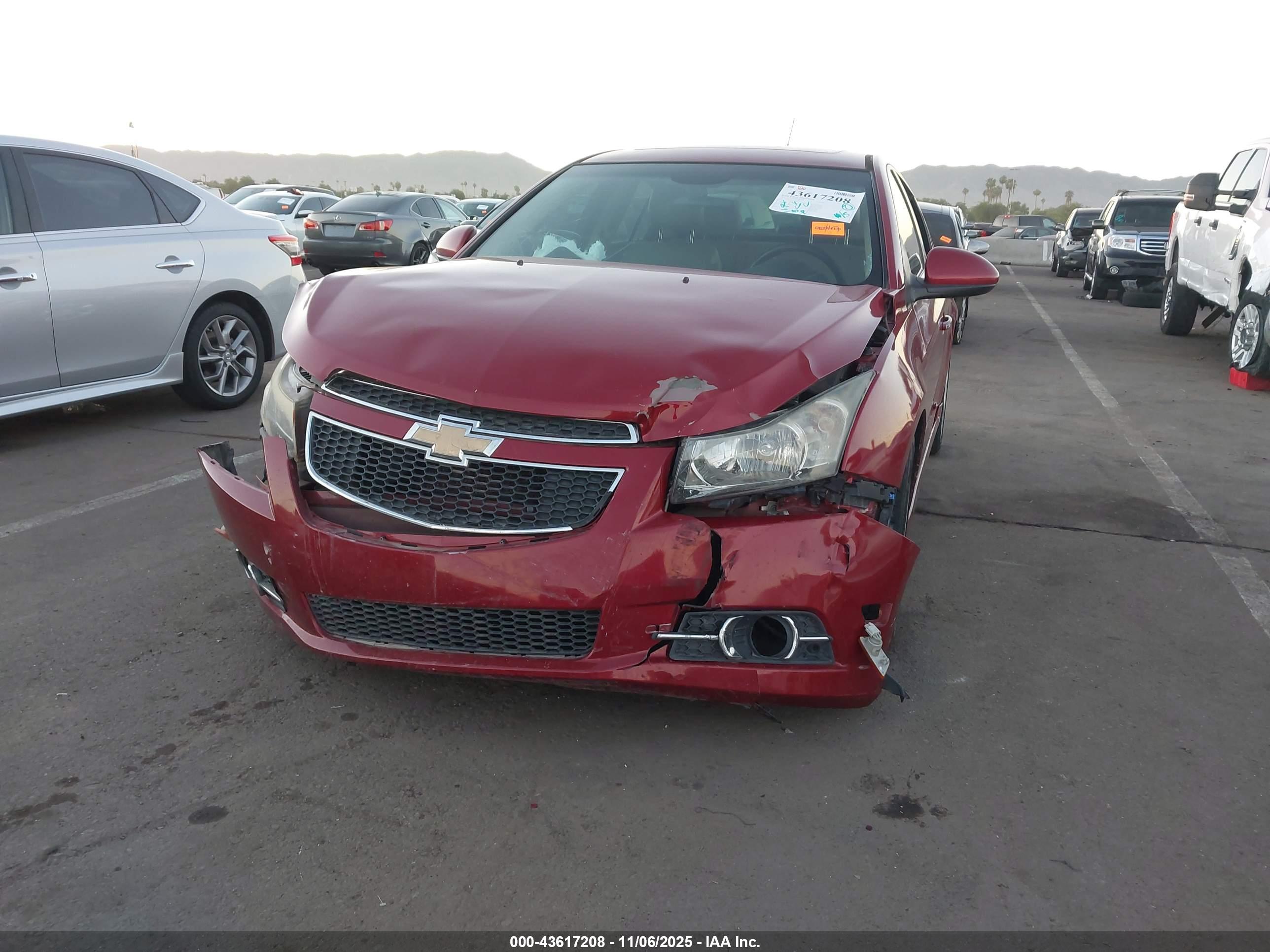 CHEVROLET CRUZE image 6