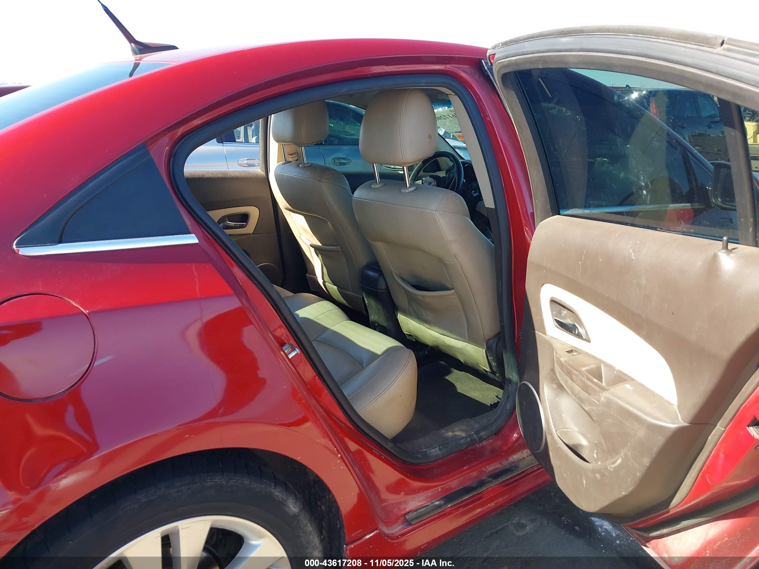 CHEVROLET CRUZE image 8