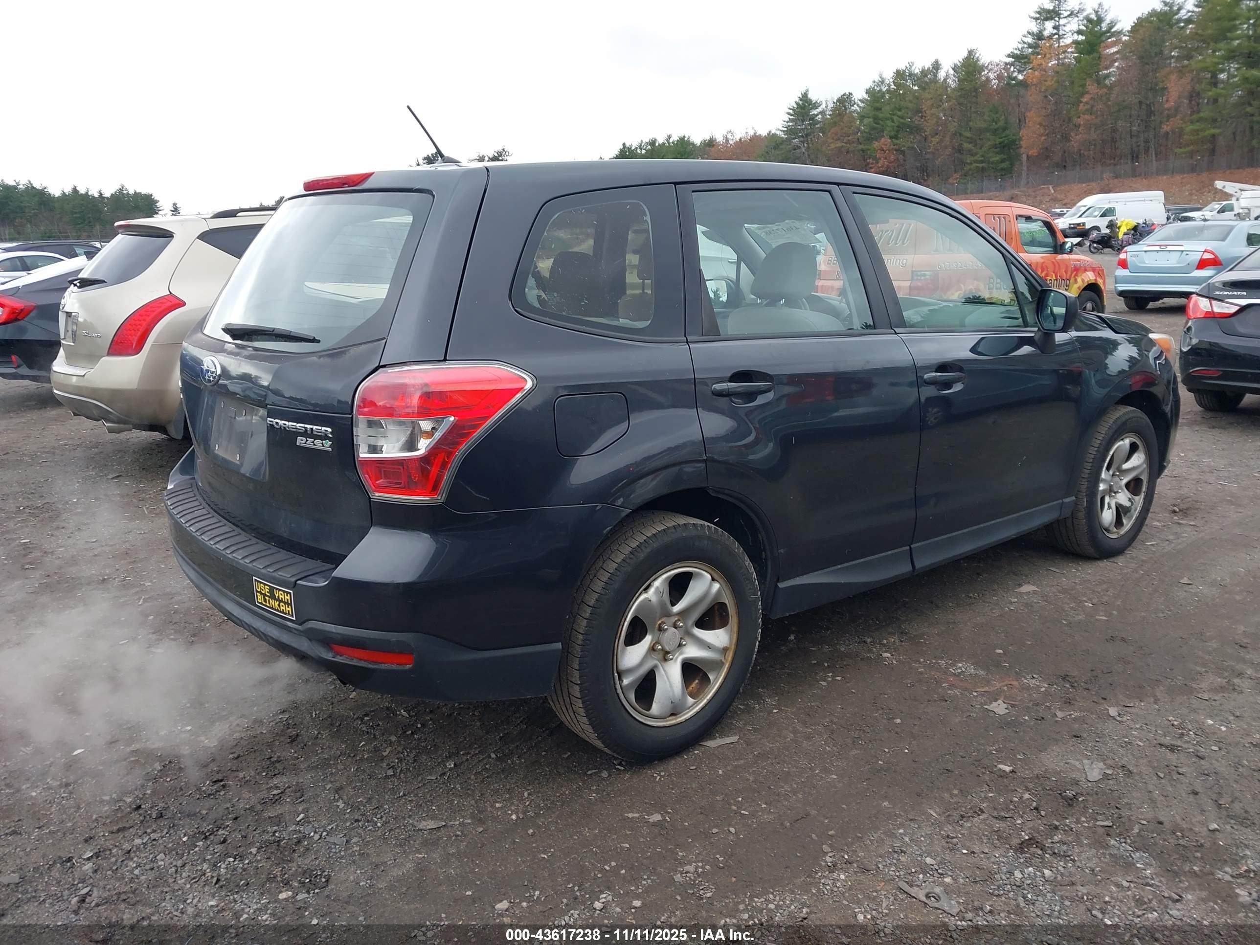 SUBARU FORESTER image 4