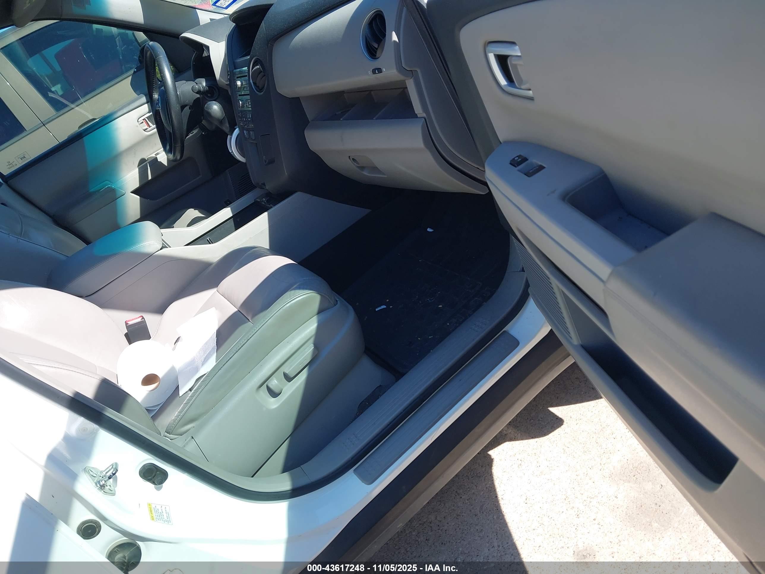 HONDA PILOT image 5